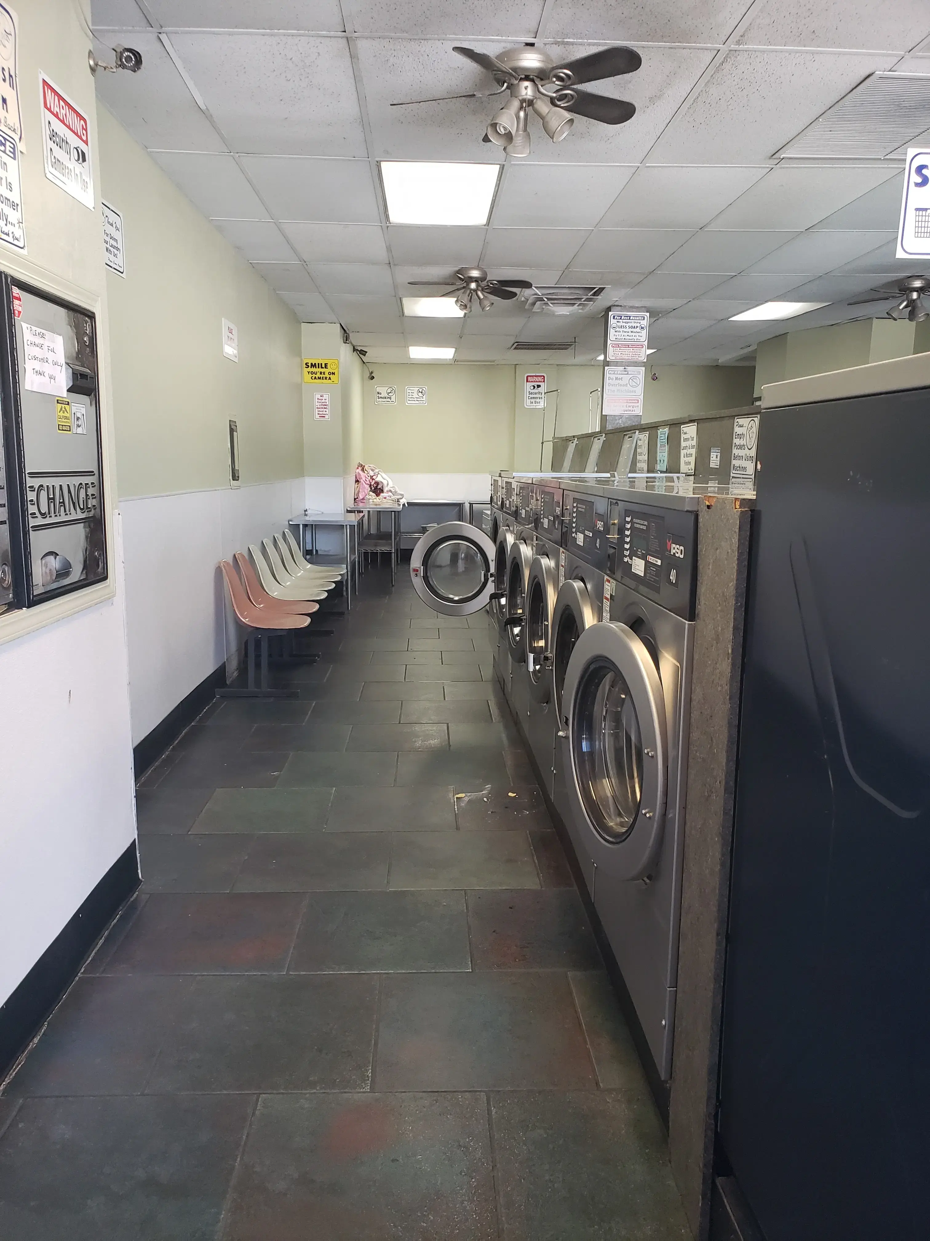 Mister Clean Coin Laundries - Image 1