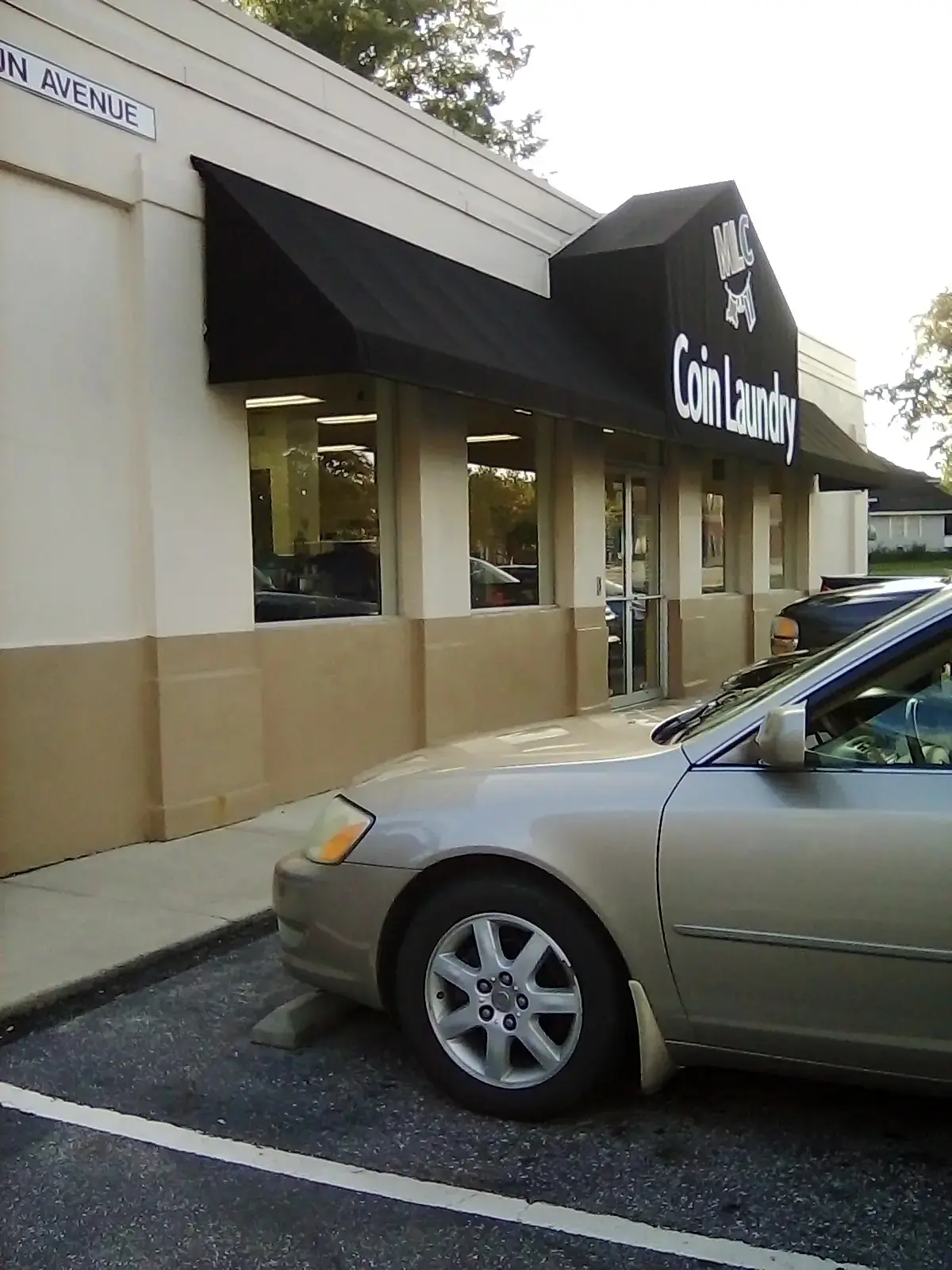 MLC Coin Laundry - Image 6