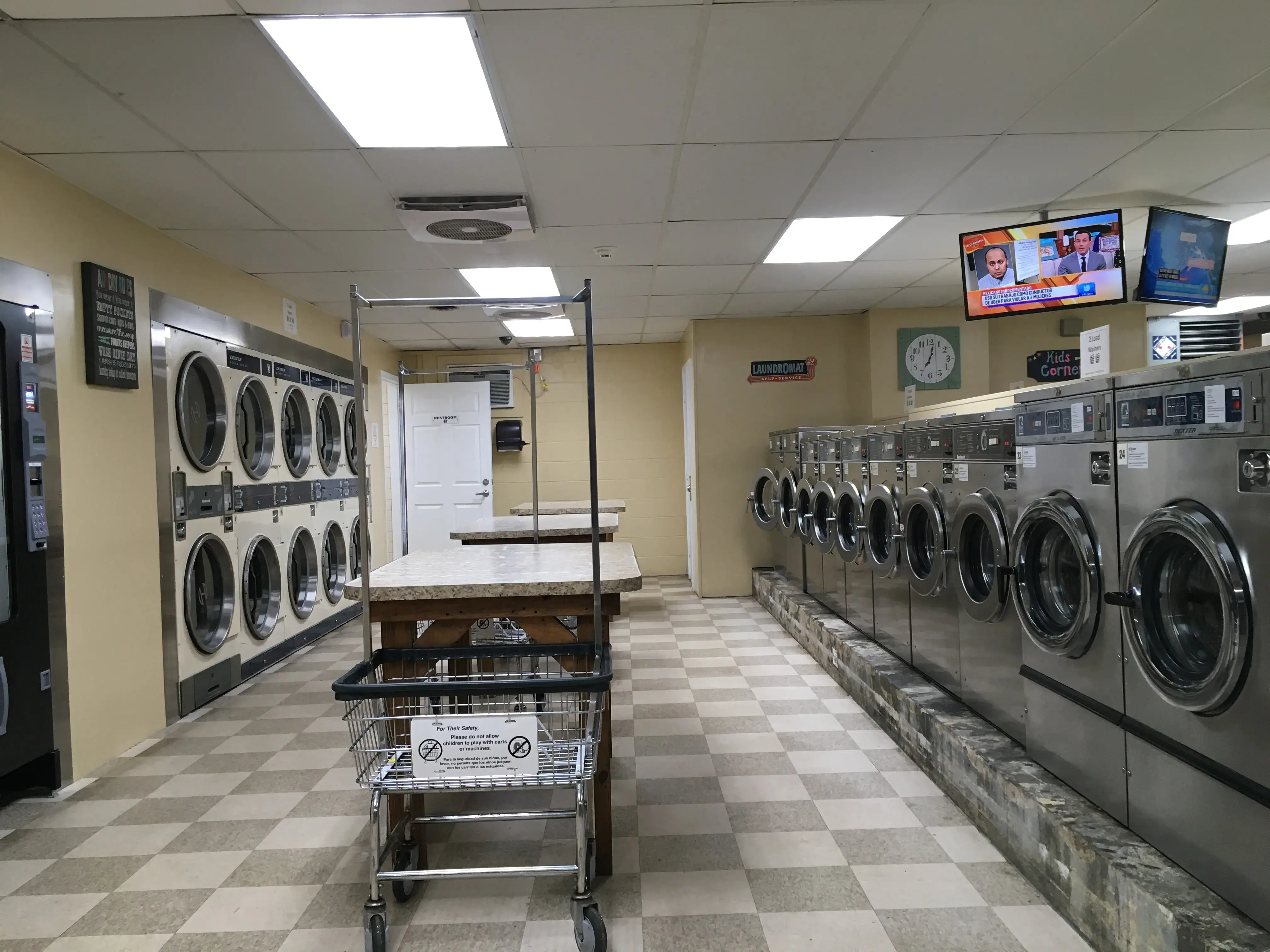 MLC Coin Laundry - Image 14
