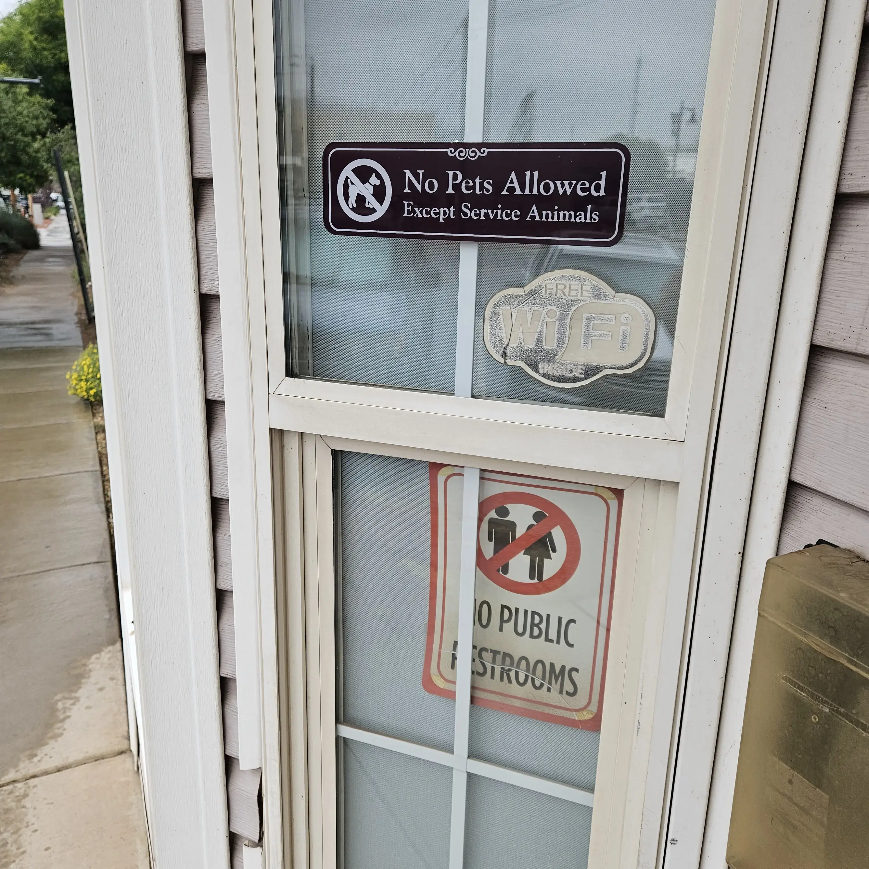 Moab Laundry Express LLC - Image 11