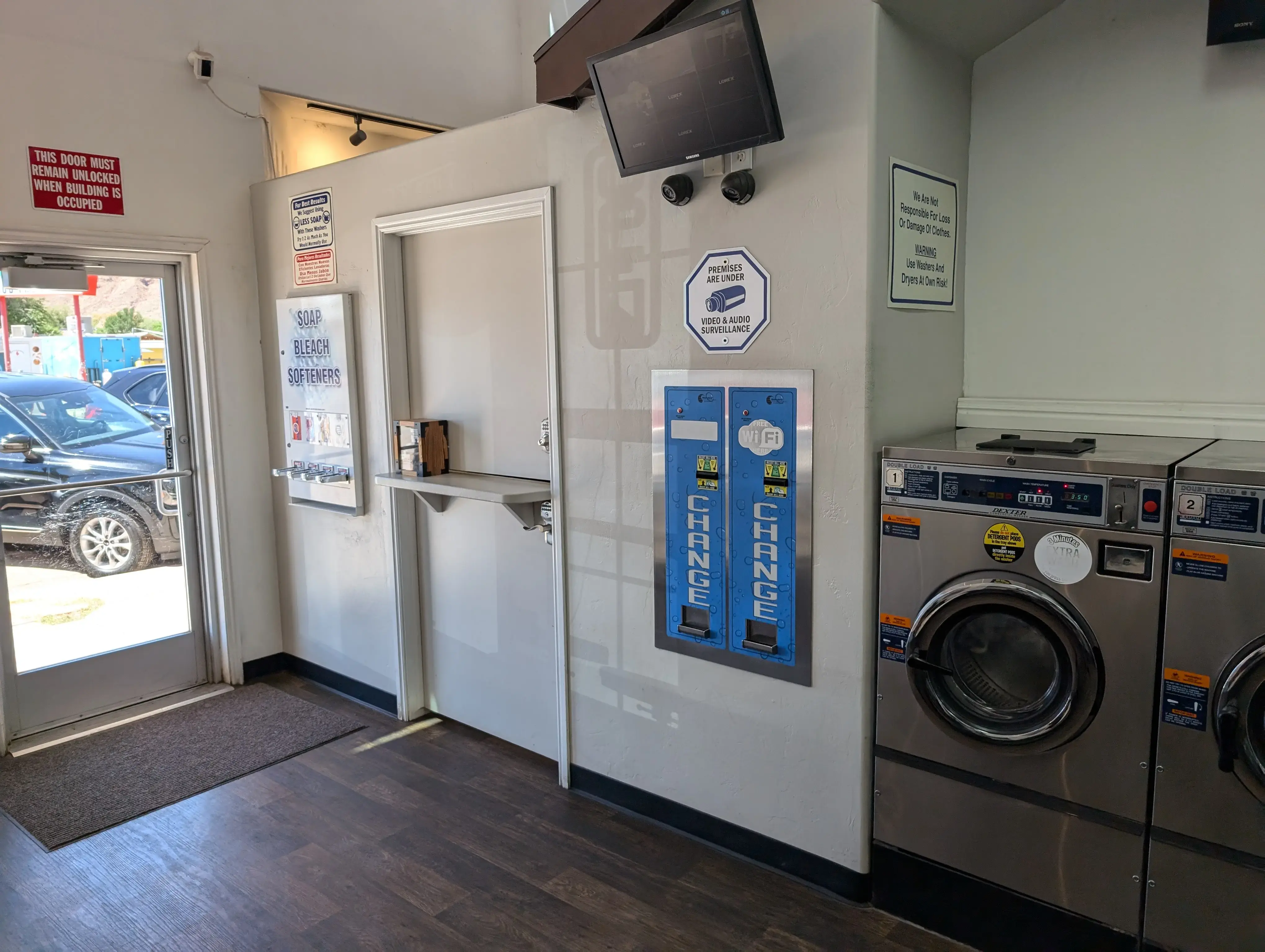 Moab Laundry Express LLC - Image 7