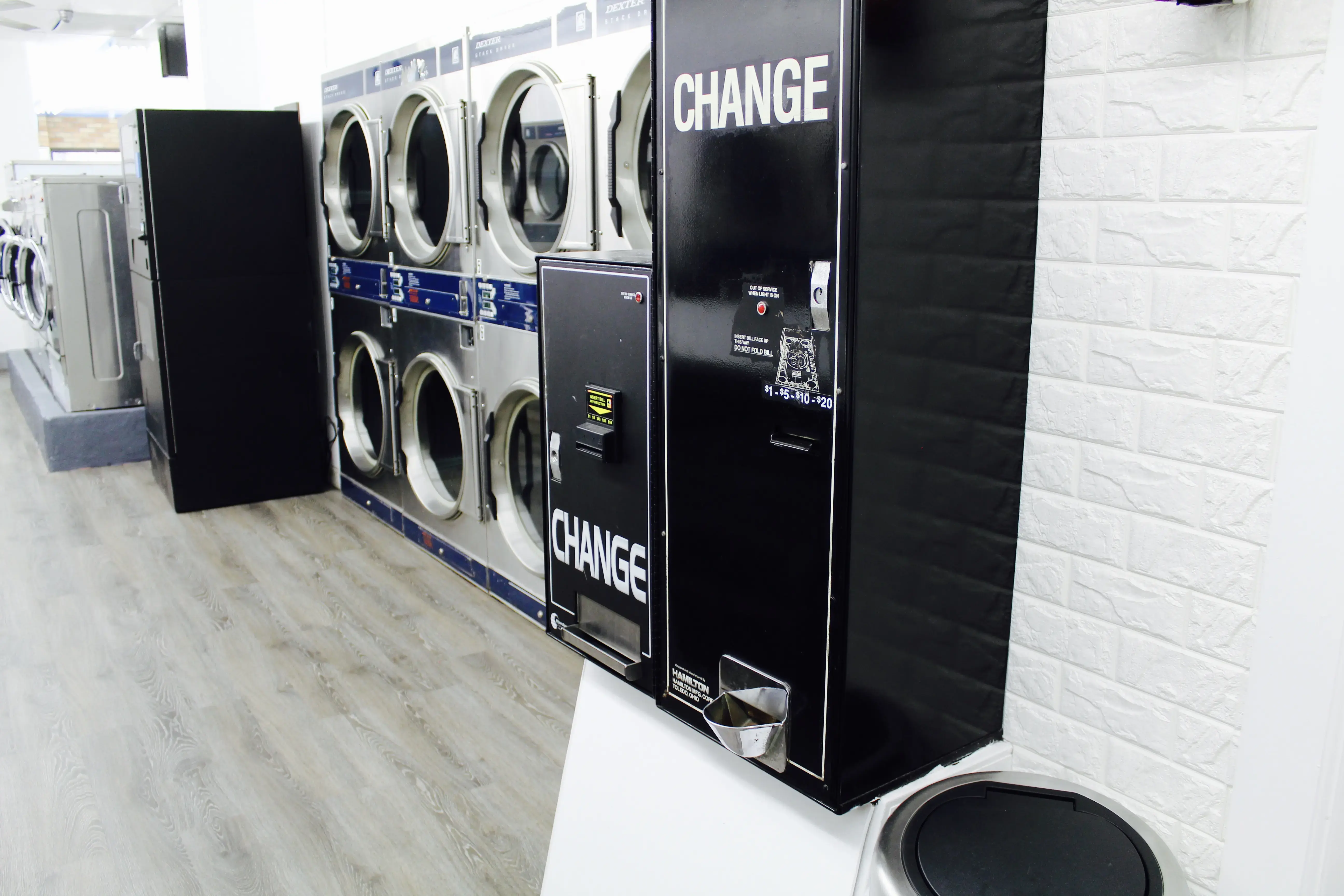 Mobil Laundromat thumbnail 6