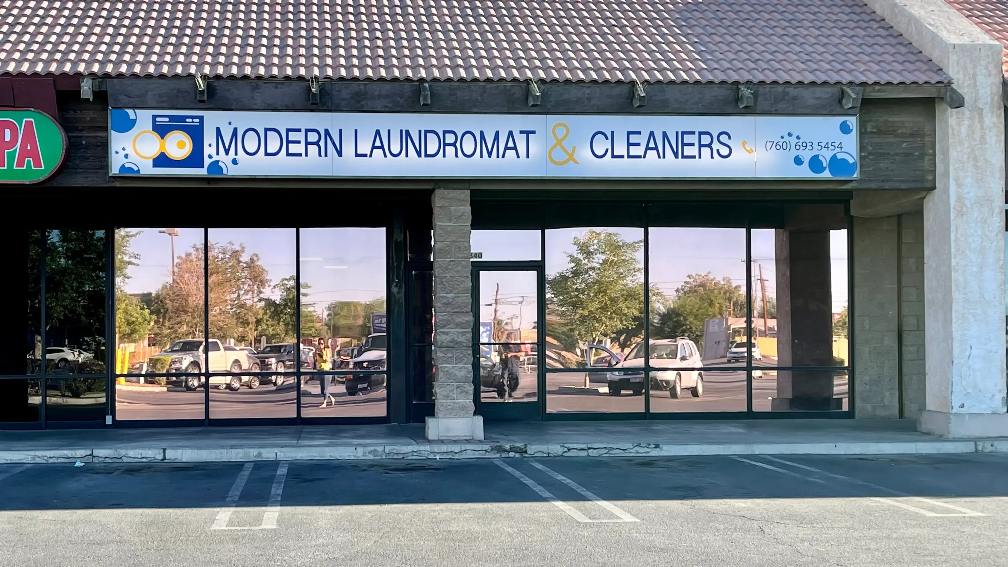 Modern Laundromat & Cleaners - Image 1