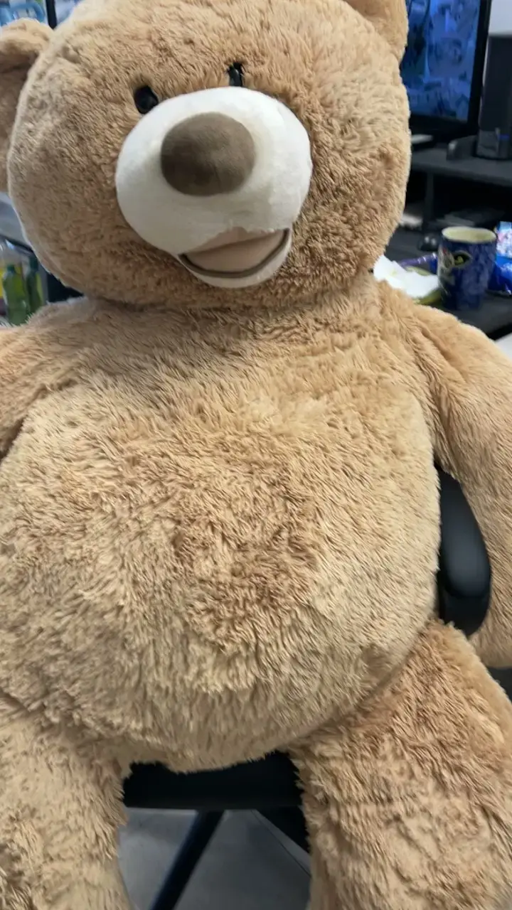 Modern Laundromat & Cleaners thumbnail 5