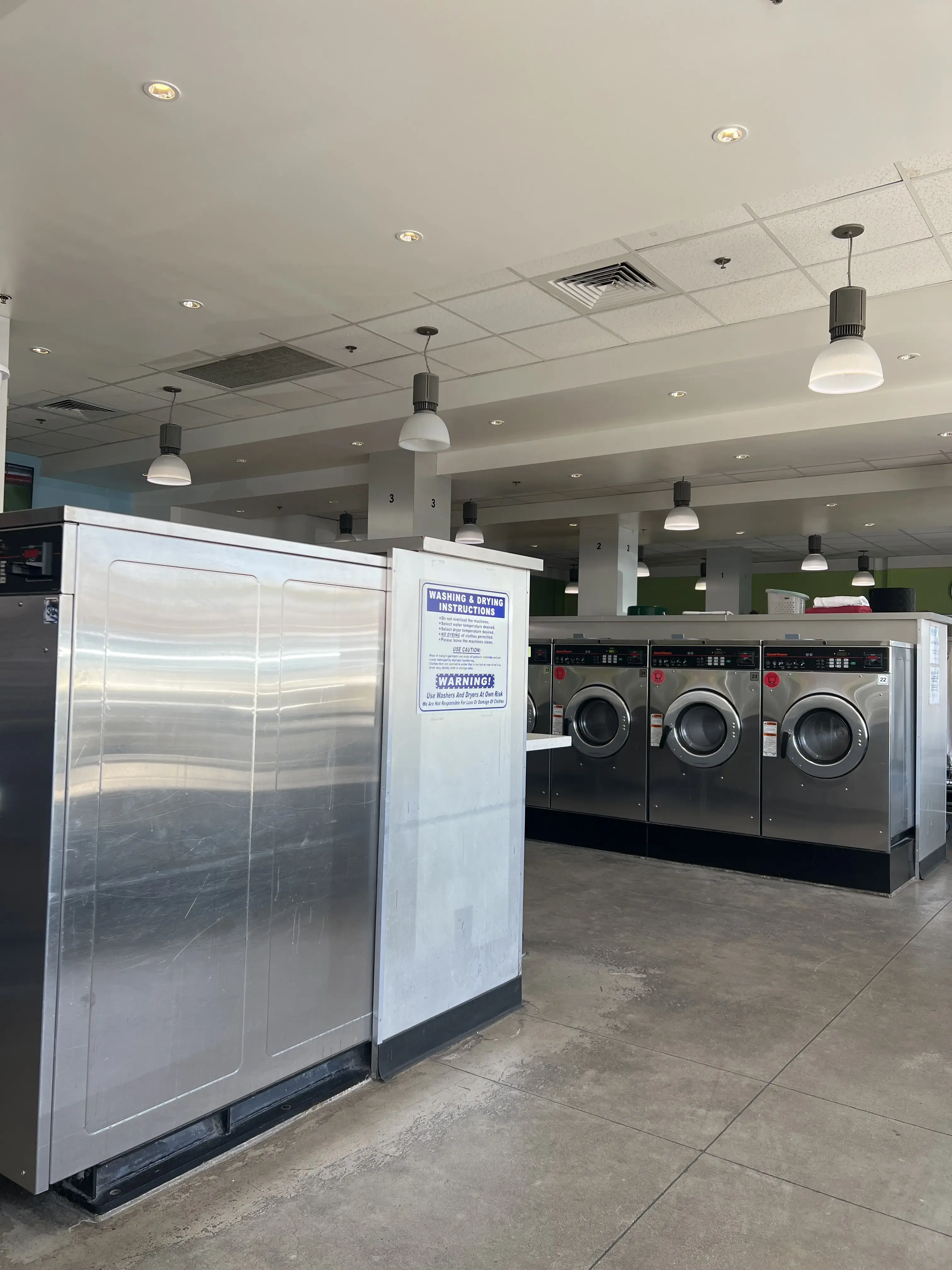 Modern Laundry - Image 10