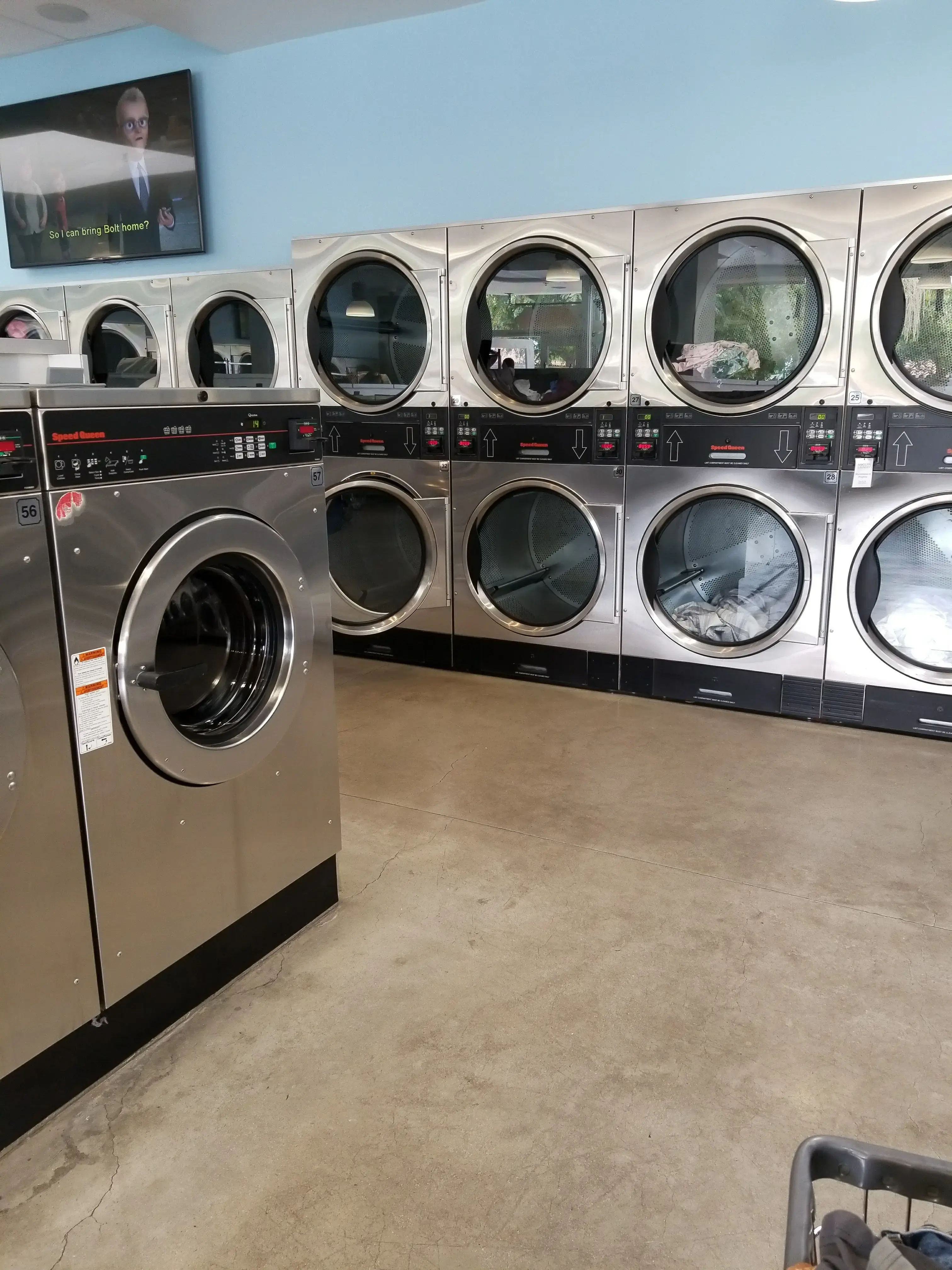 Modern Laundry - Image 5