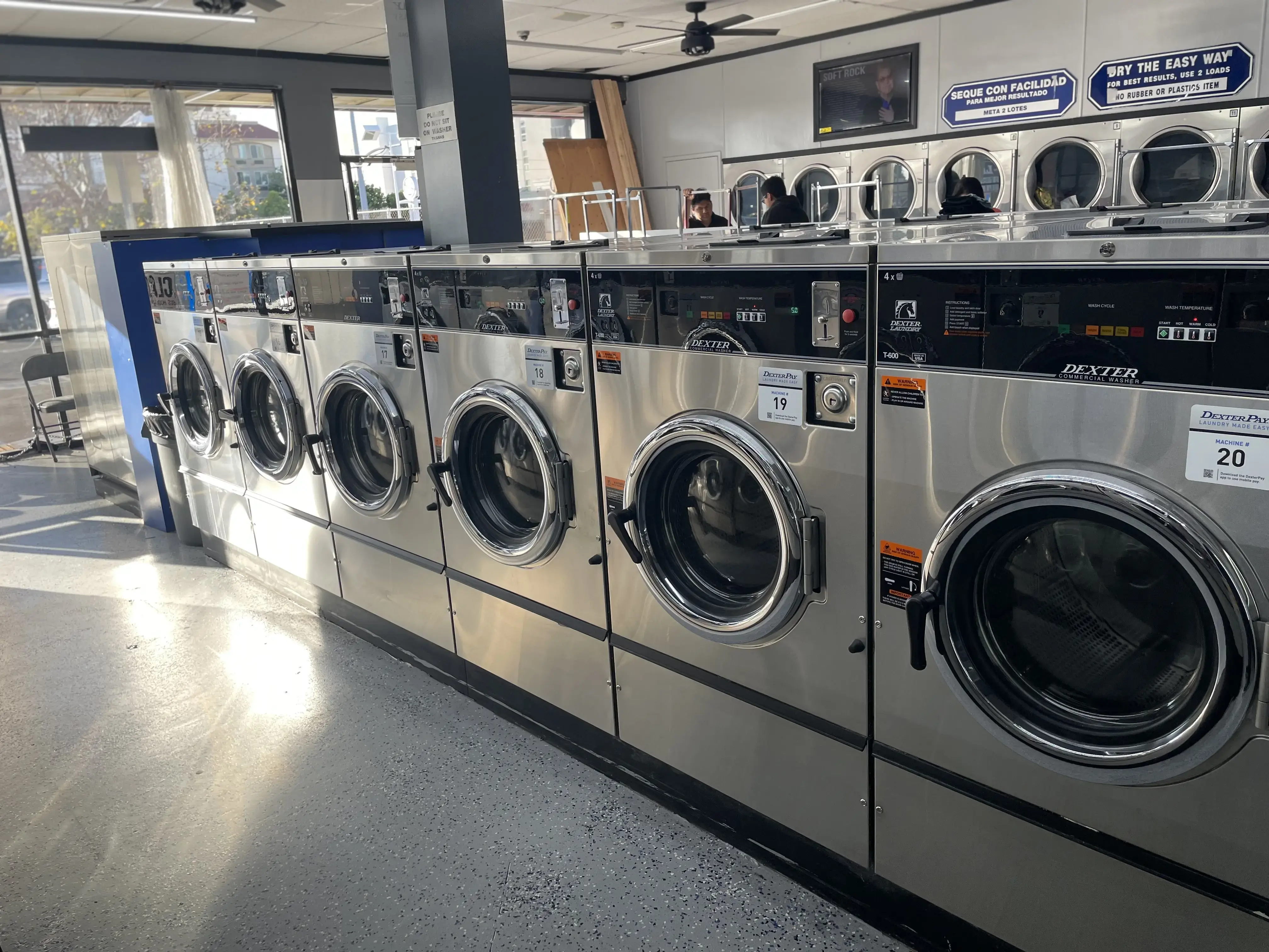 Modern Laundry Wash - Image 13