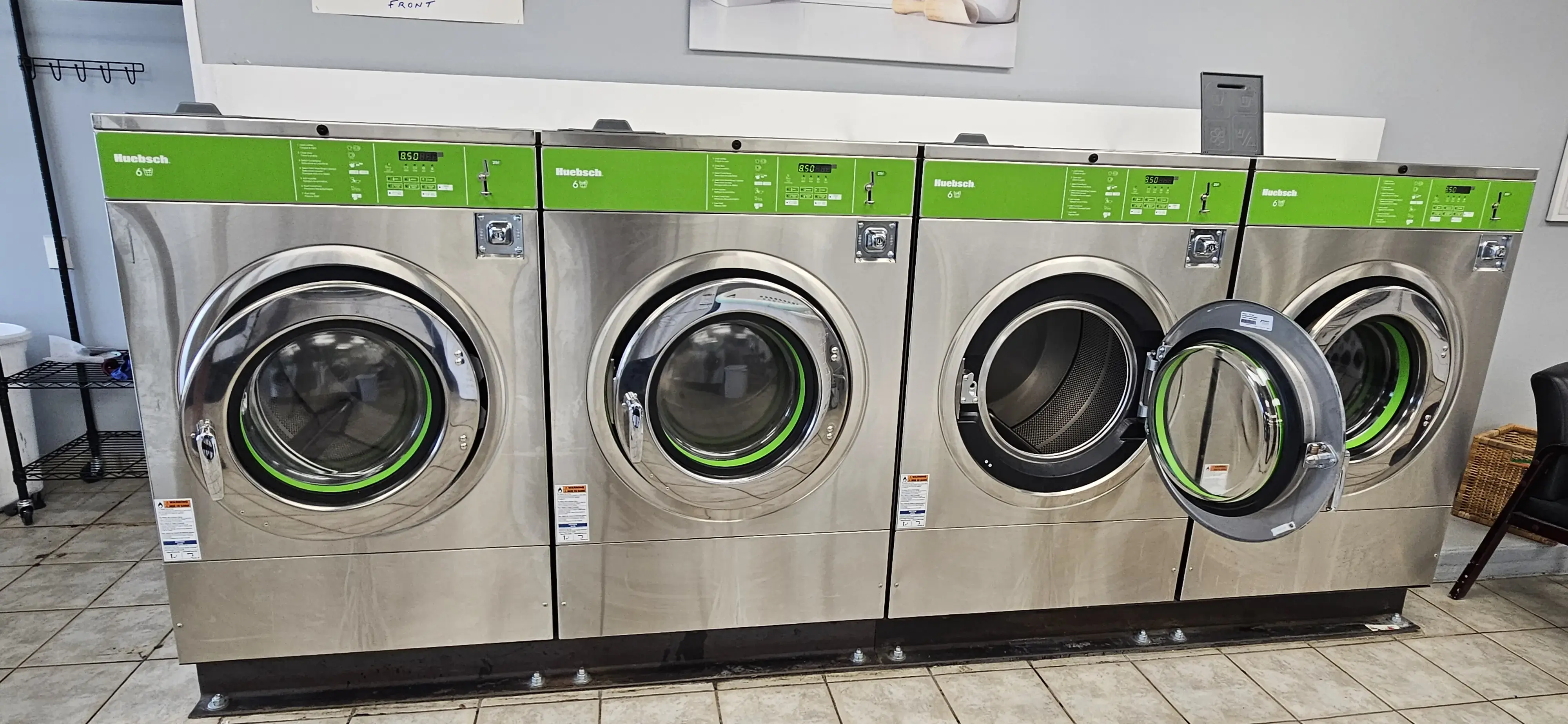 Modern Laundry thumbnail 8
