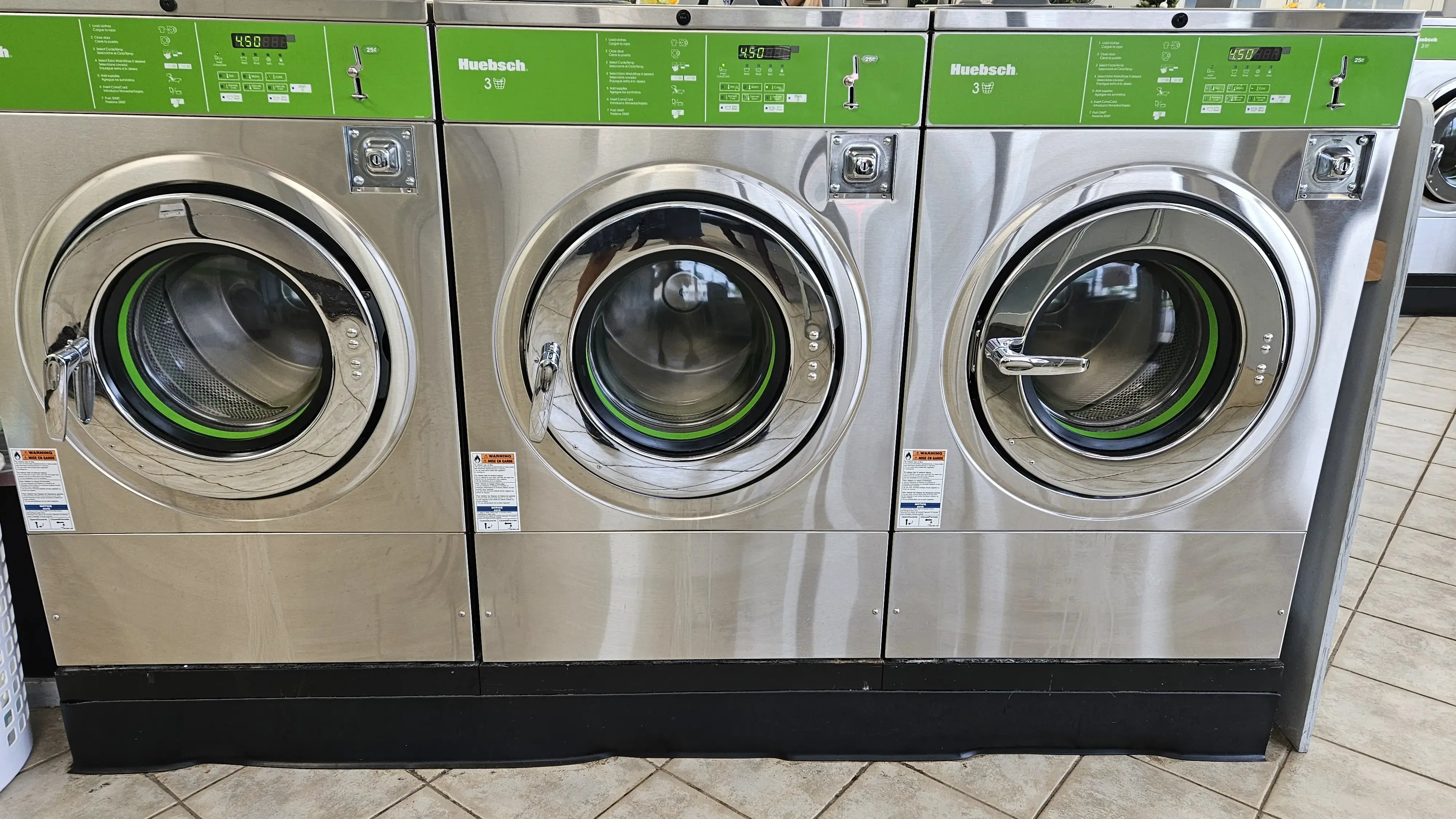 Modern Laundry thumbnail 13