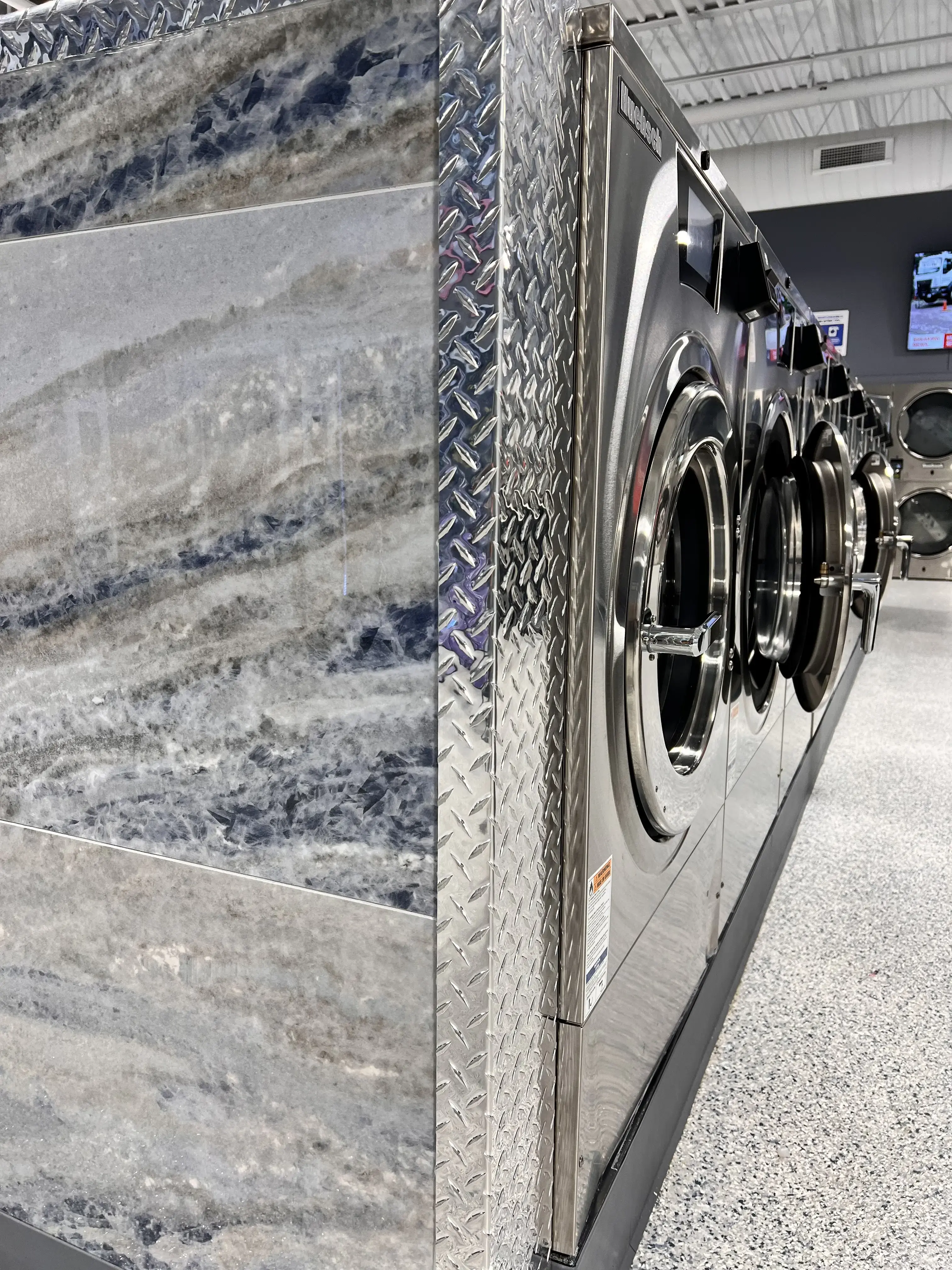 ModernSpin Laundromat thumbnail 15