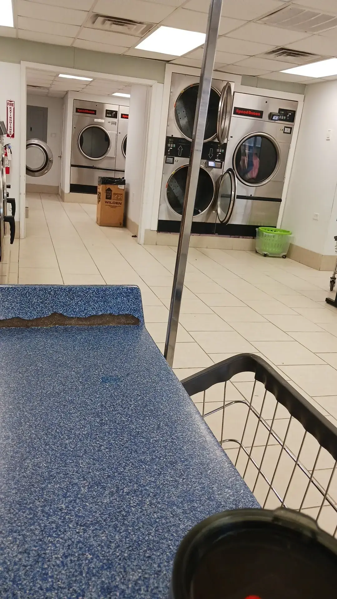 Mojo Clean Laundromat thumbnail 8
