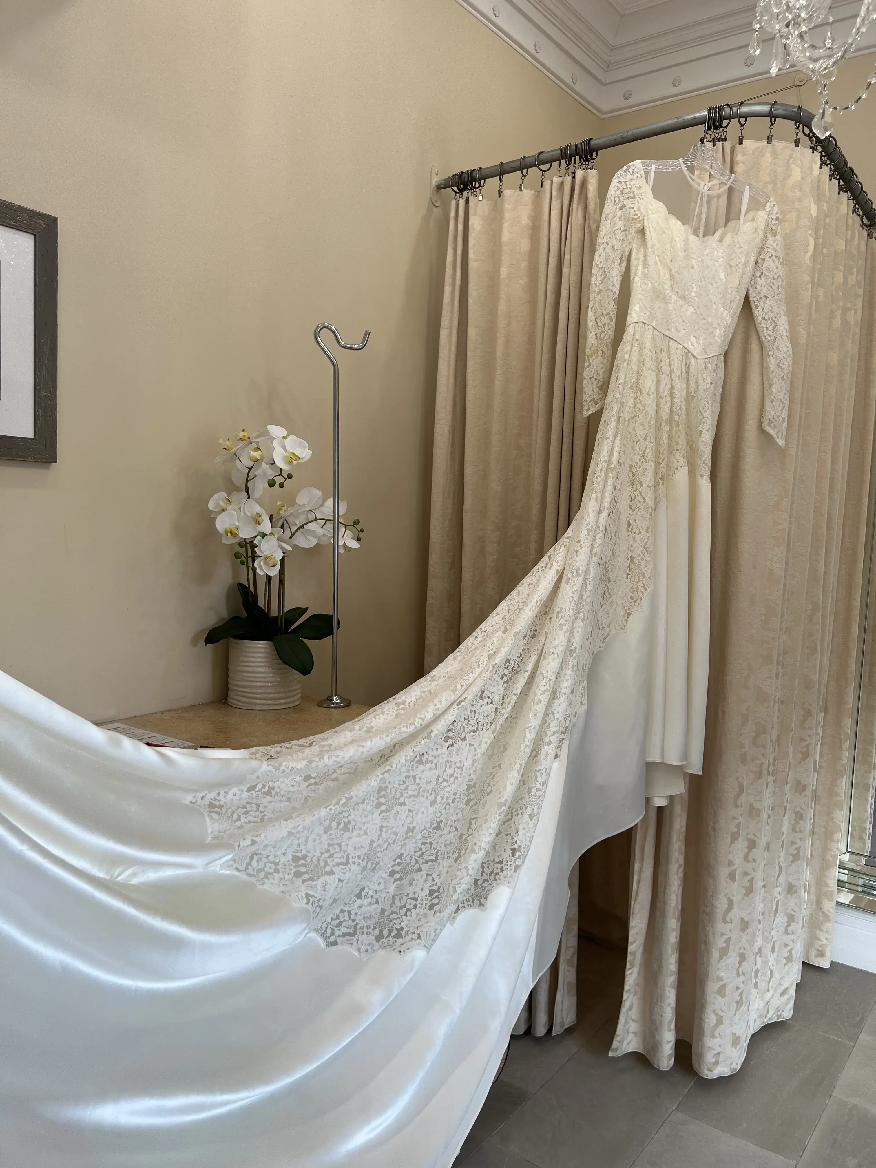 Moline-Kronberg Cleaners - Image 3