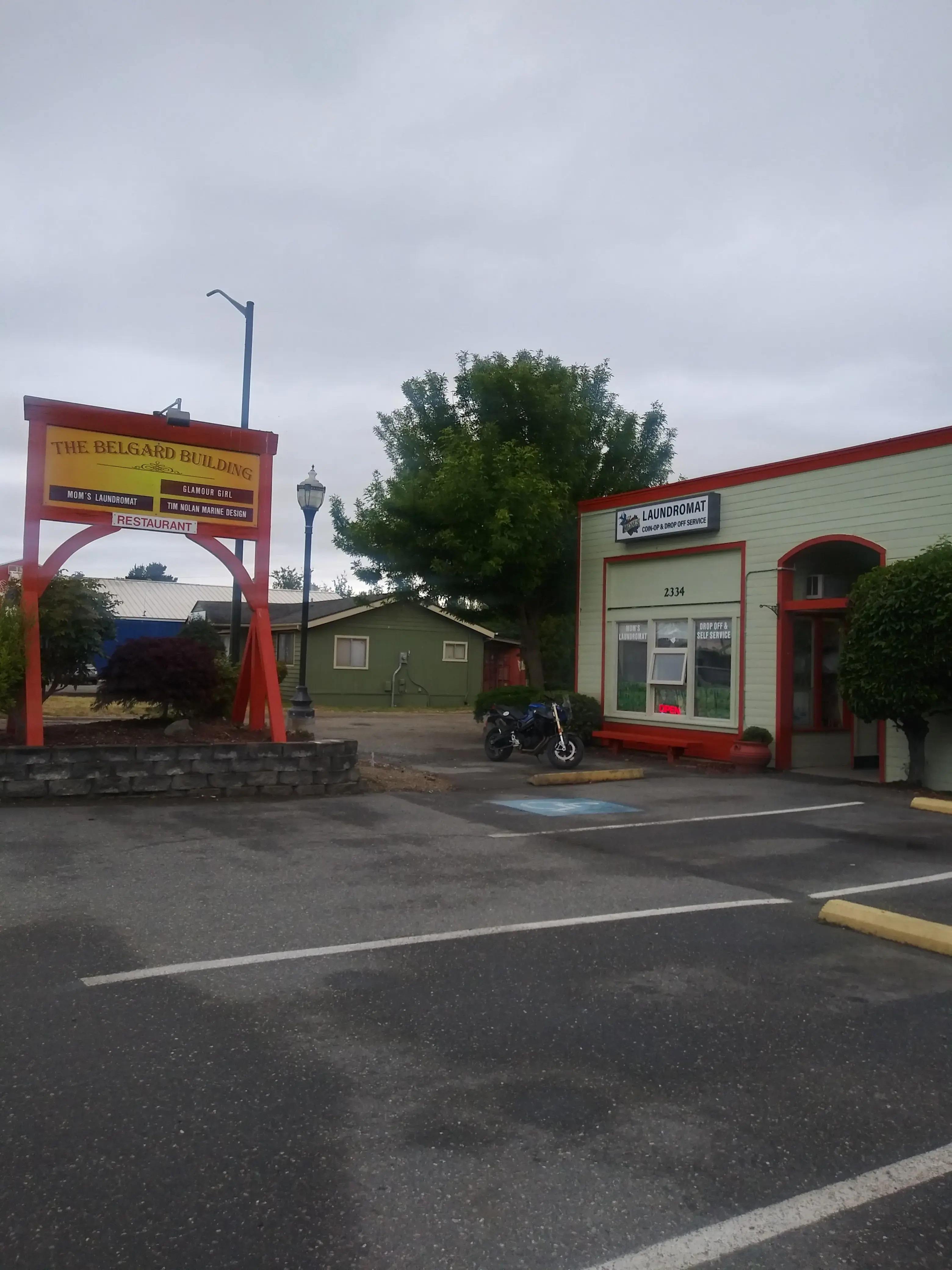 Mom's Laundromat - Image 17