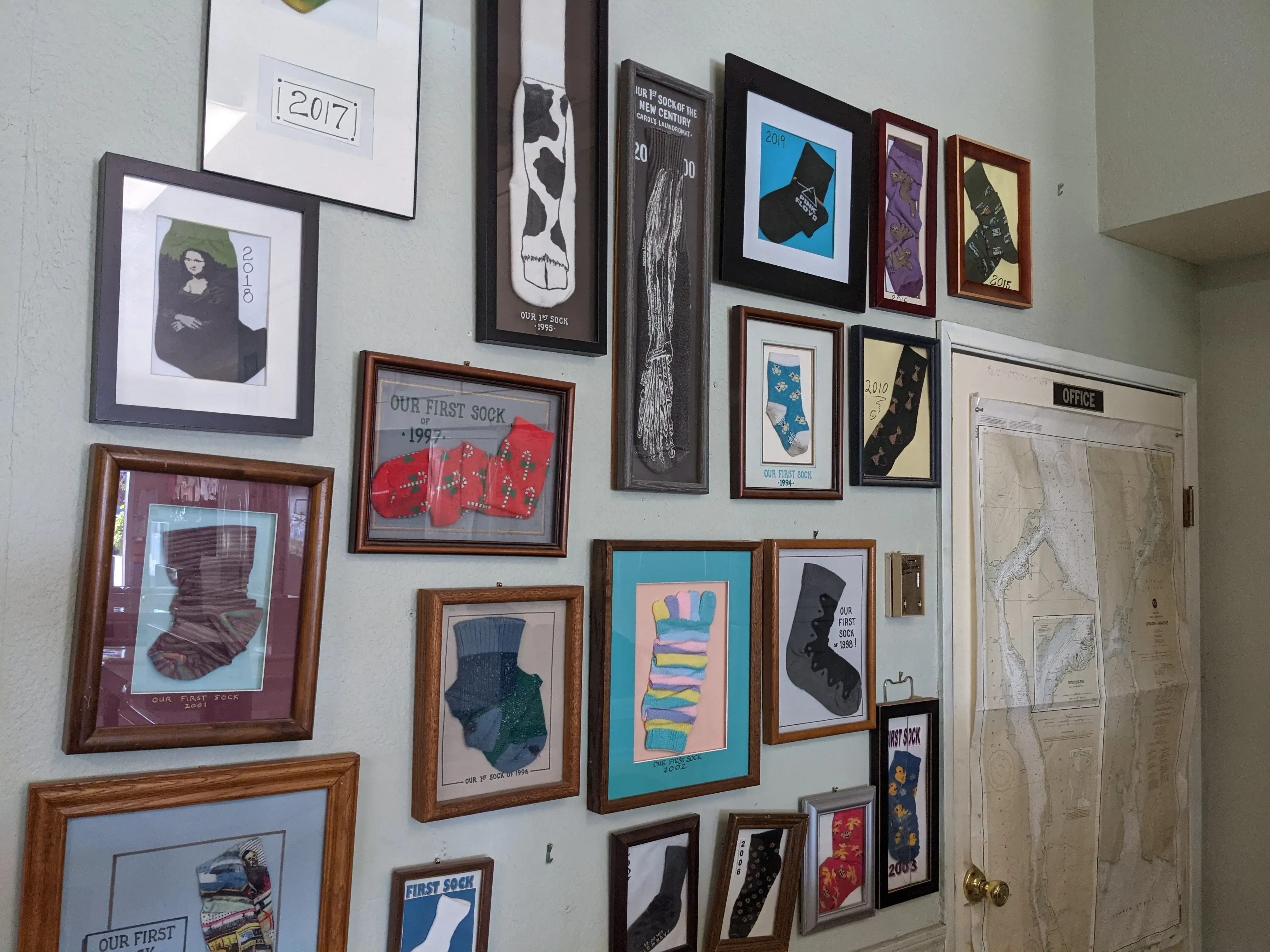 Mom's Laundromat - Image 18