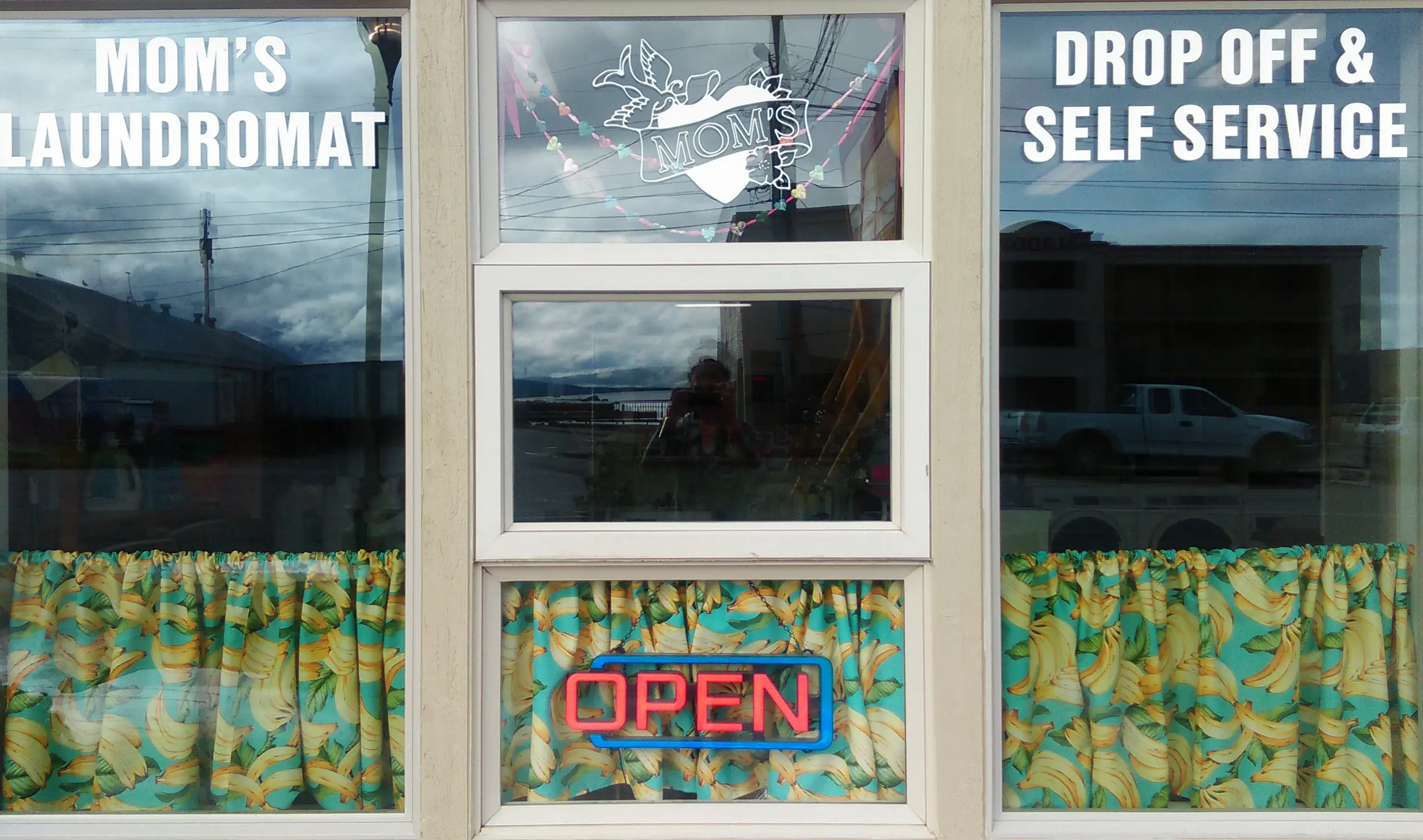 Mom's Laundromat thumbnail 6