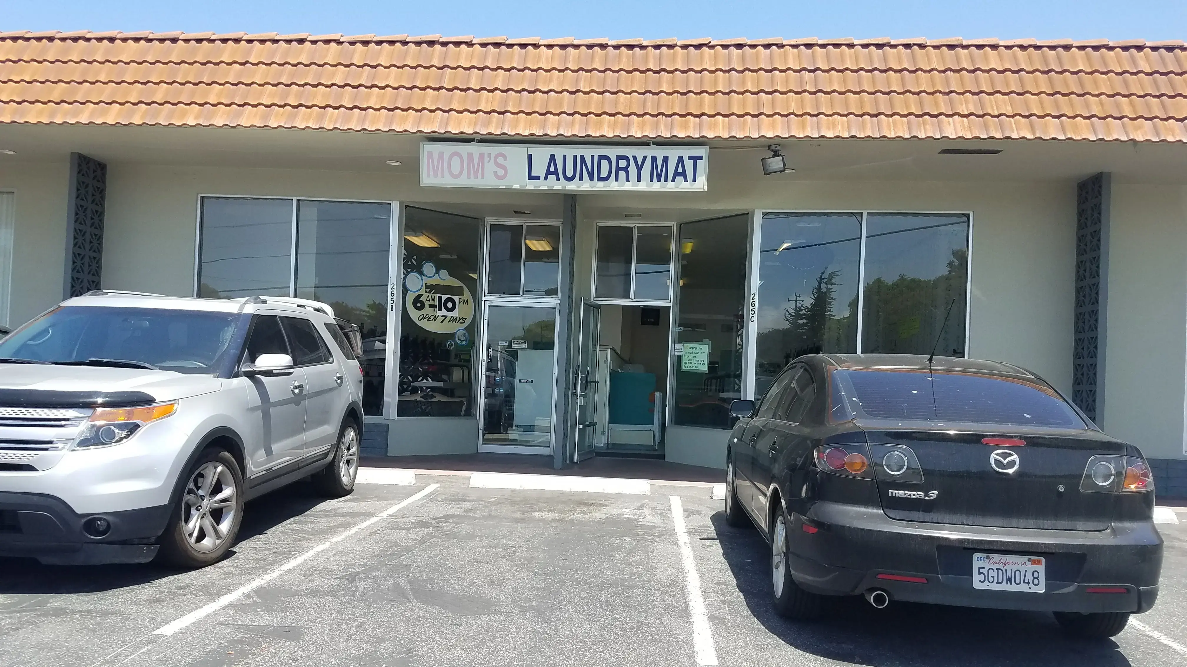 Mom's Laundromats thumbnail 20