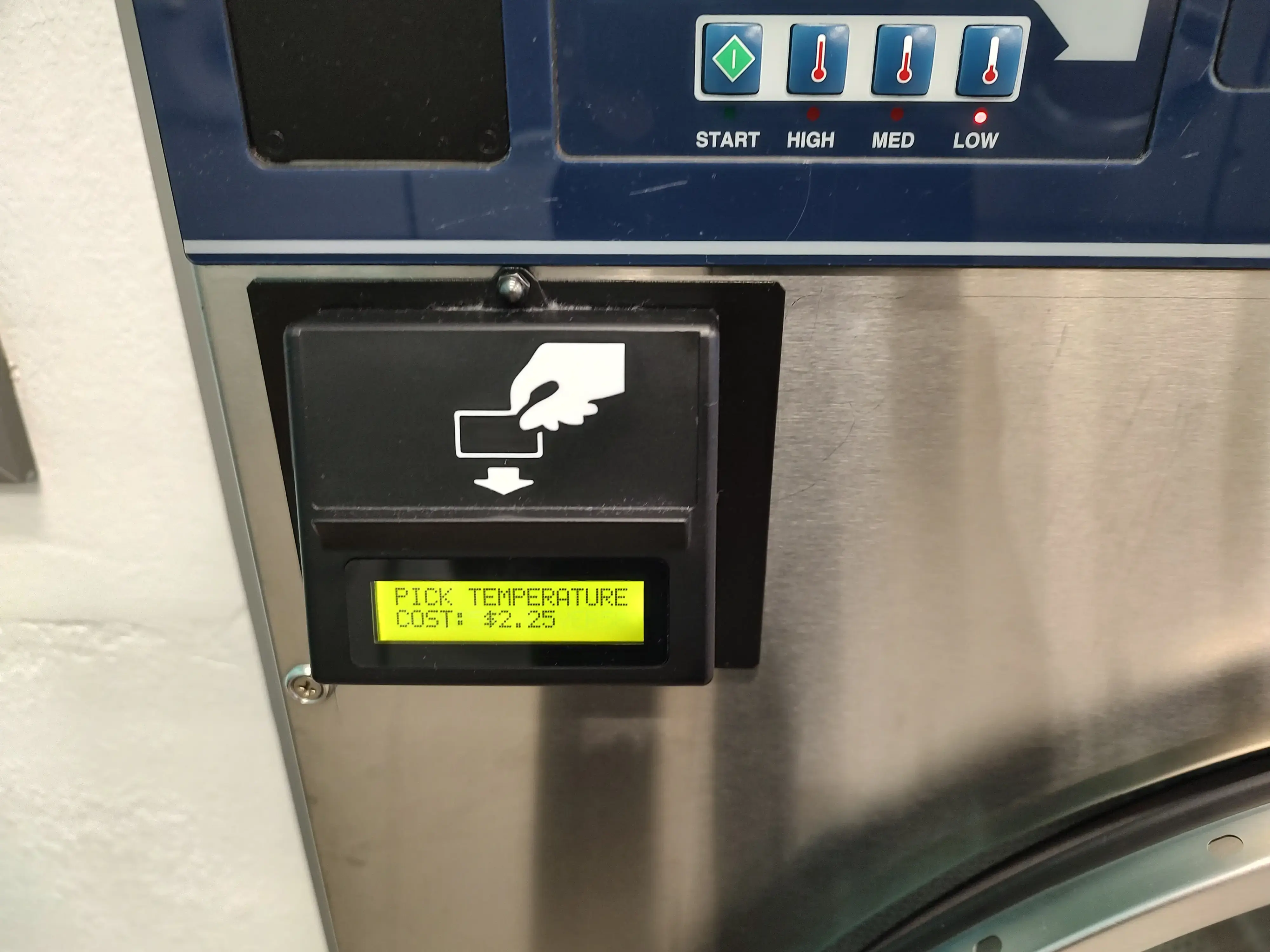 Mom's Laundromats - Image 10
