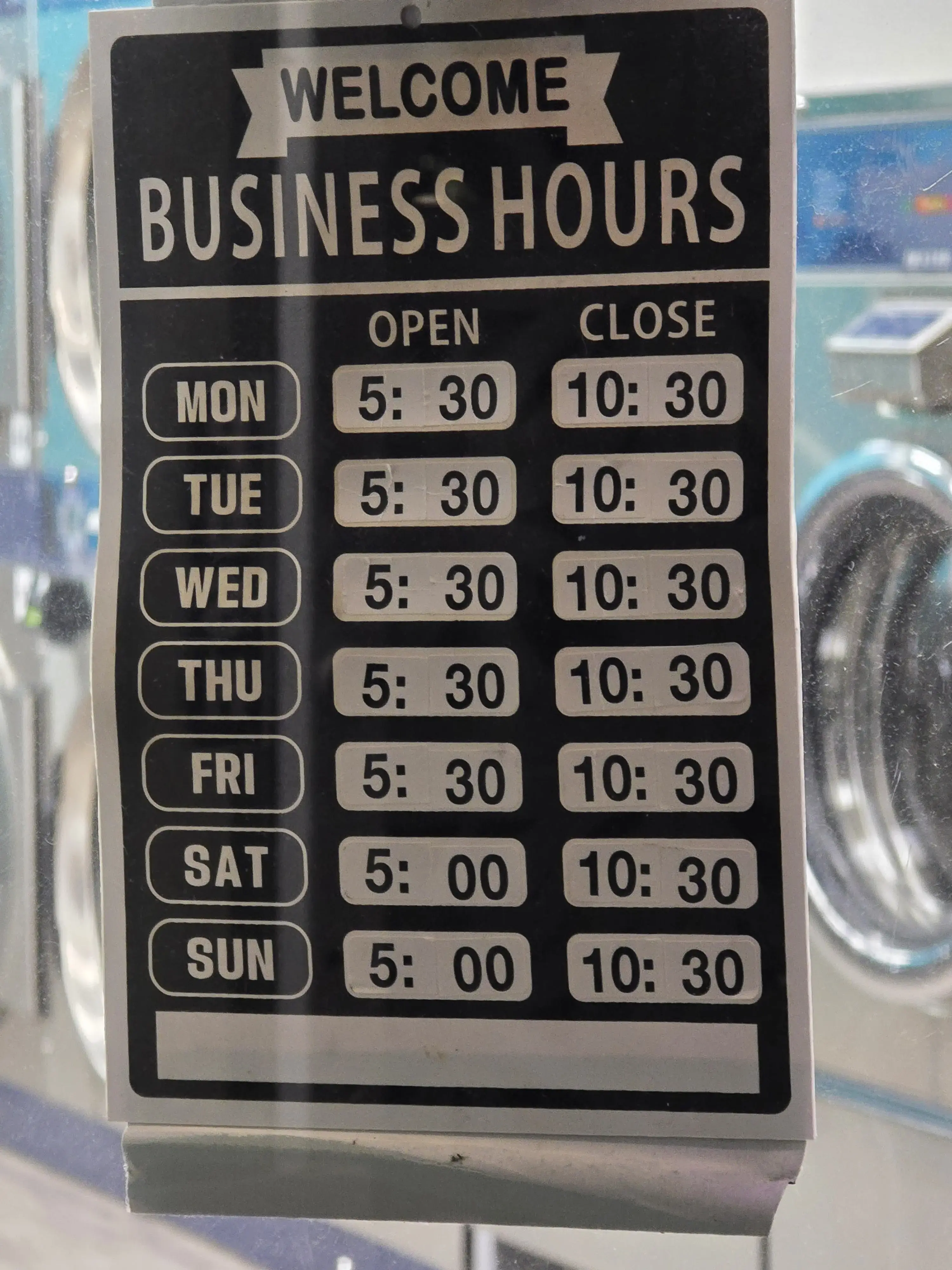 Mom's Laundromats thumbnail 9