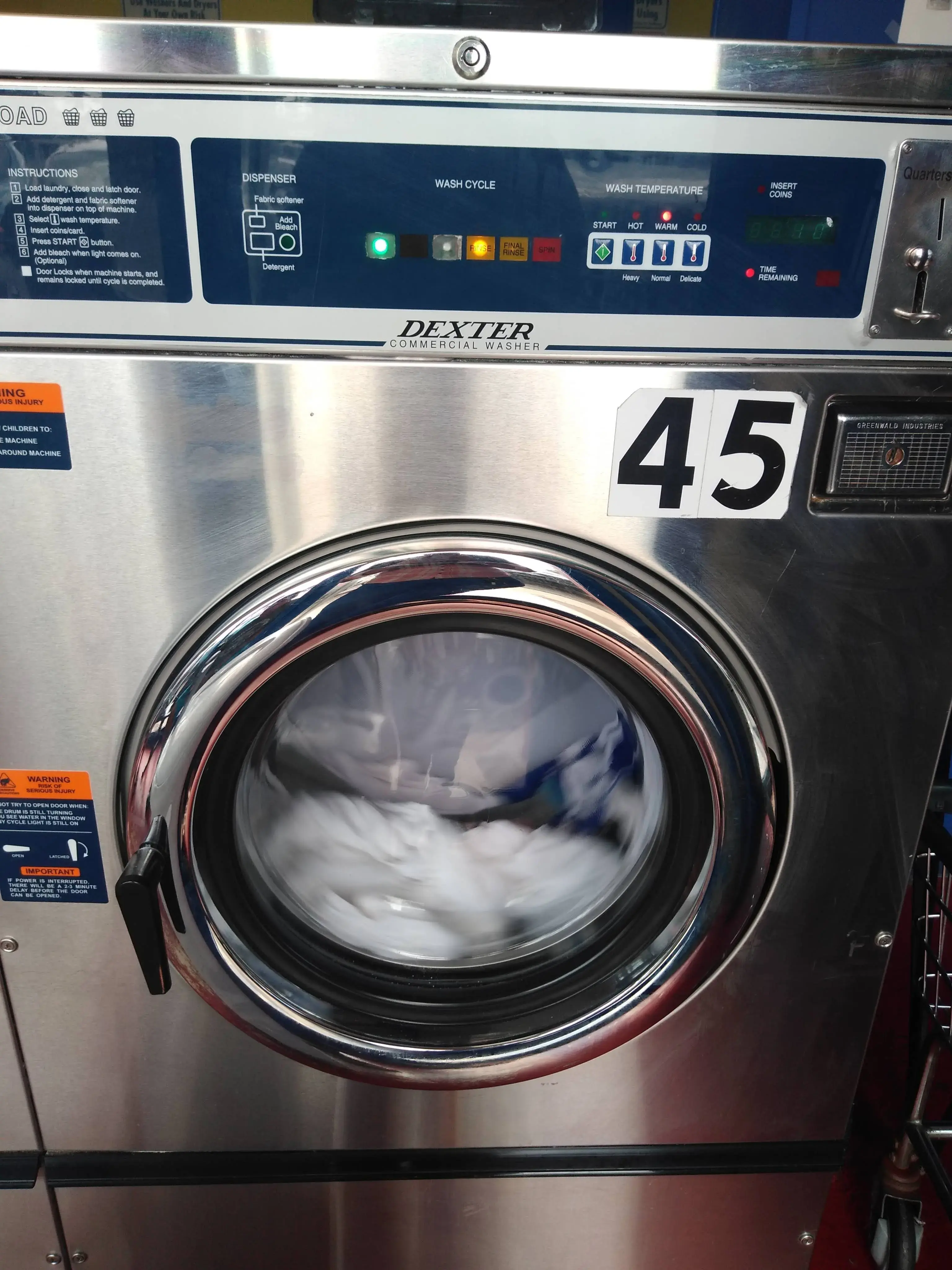 Mona Lisa Coin Laundry - Image 9