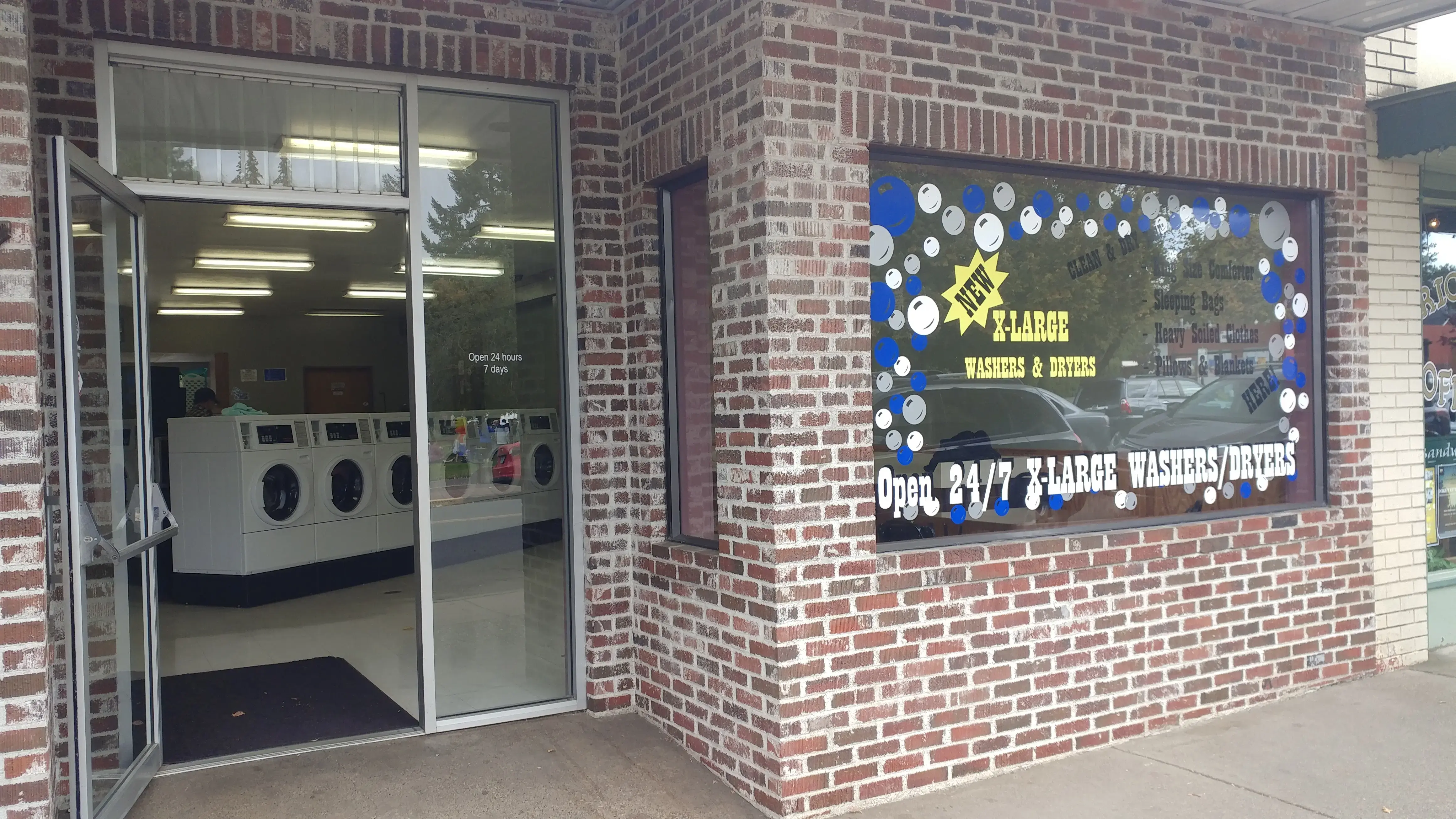 Monmouth Laundromat thumbnail 9