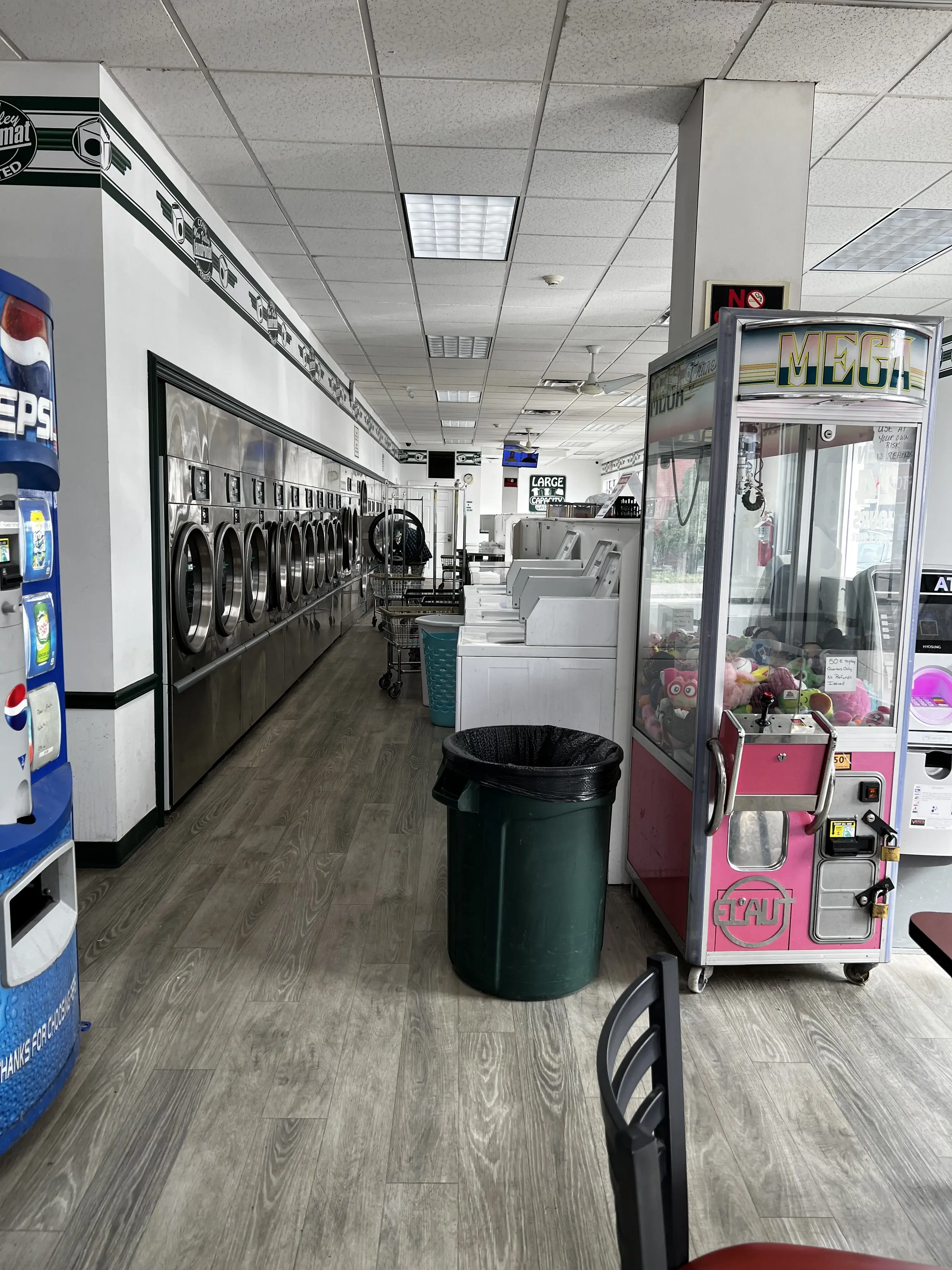 Monongahela 24hr Laundromat - Image 4