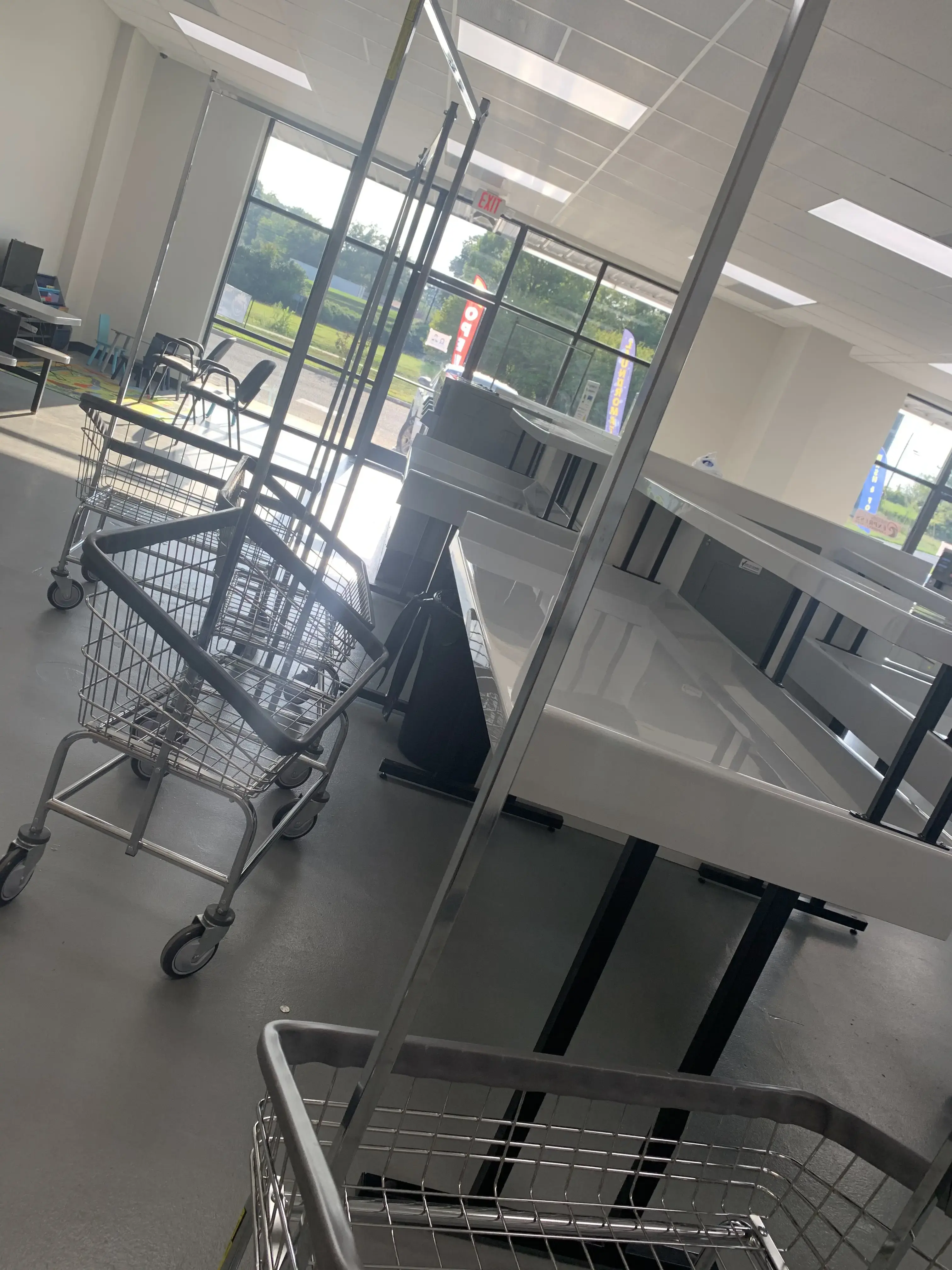 Monroe Express Laundry Center - Image 12