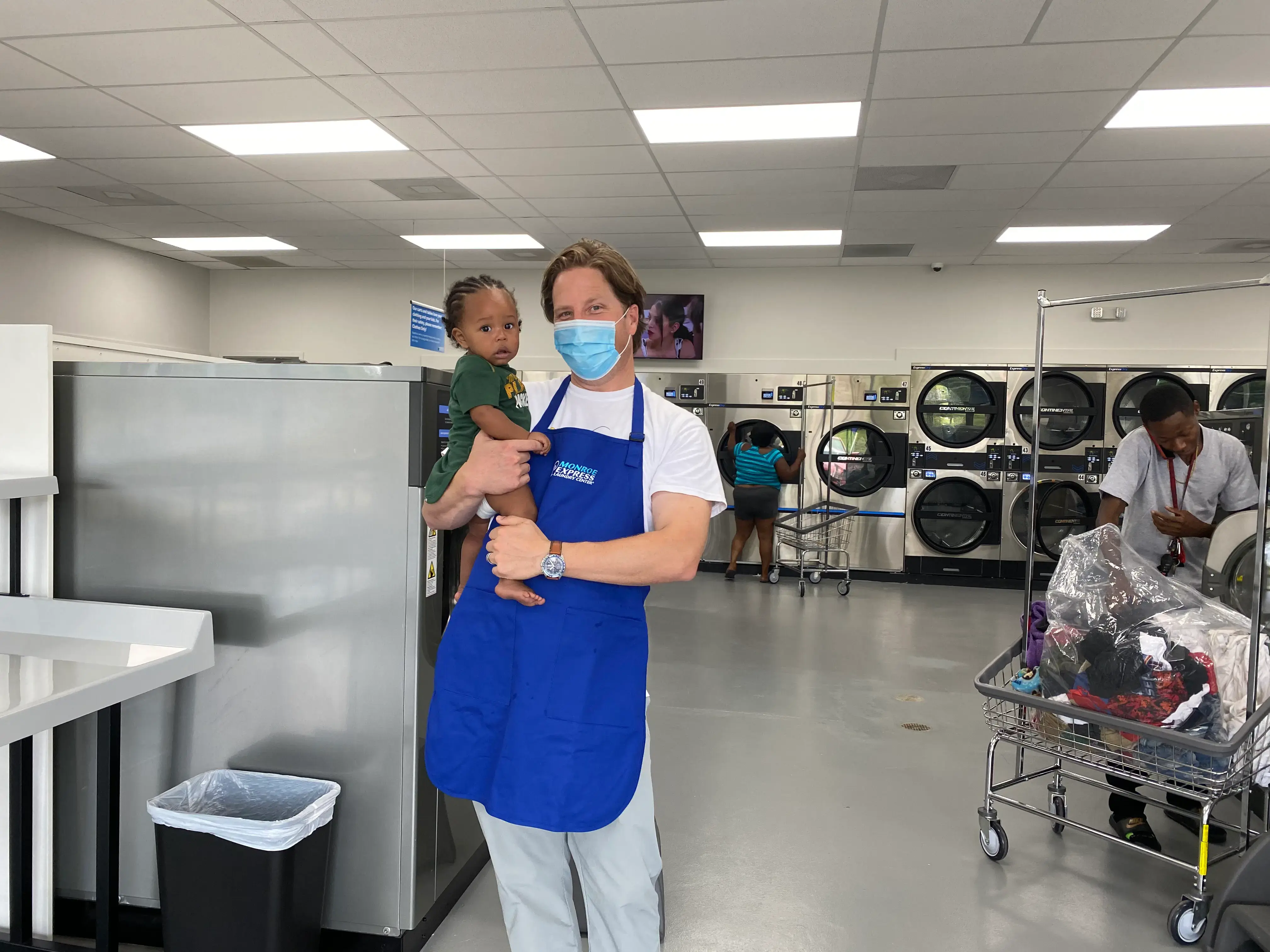 Monroe Express Laundry Center - Image 5