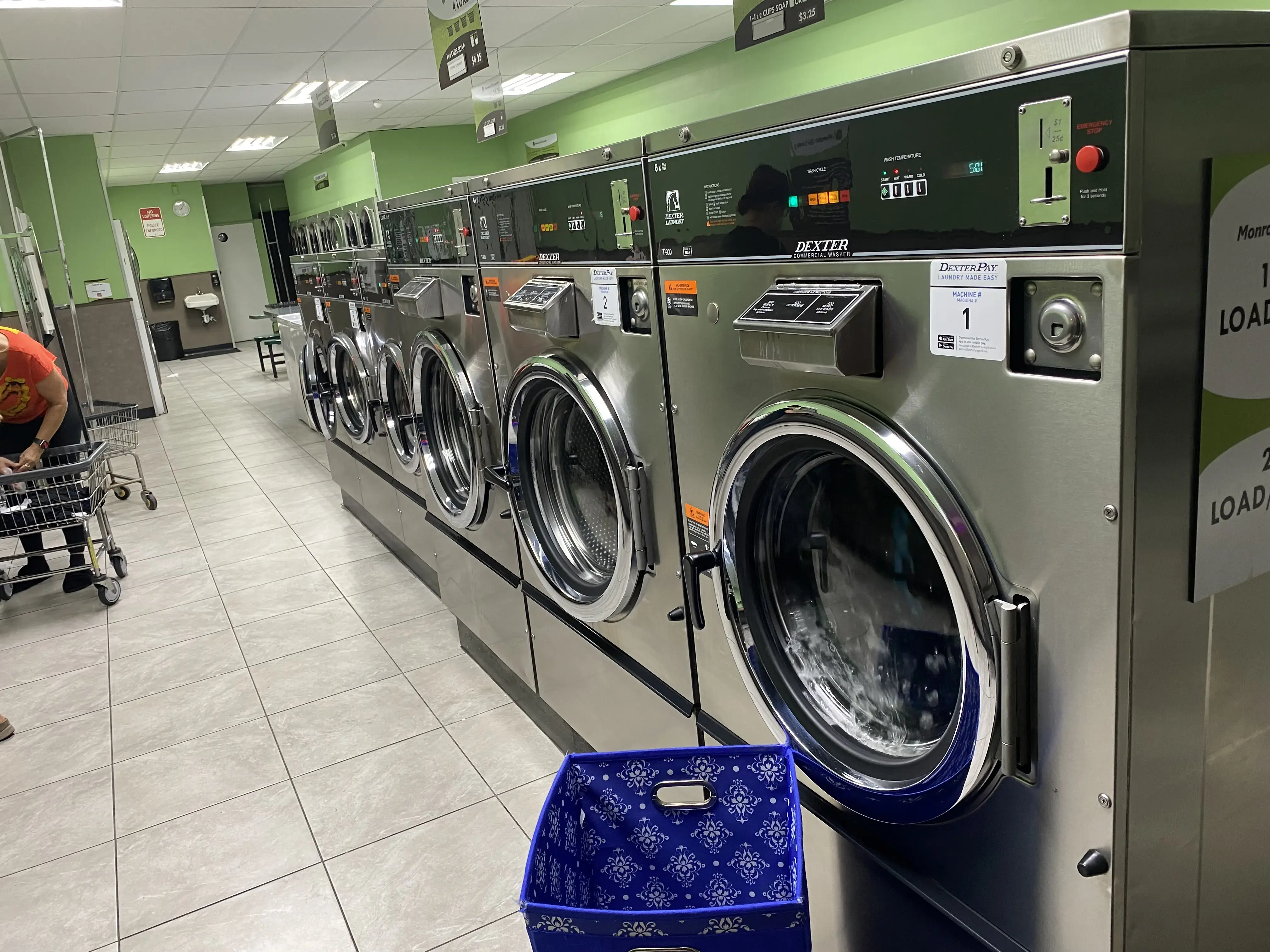 Monrovia Coin Laundry thumbnail 18