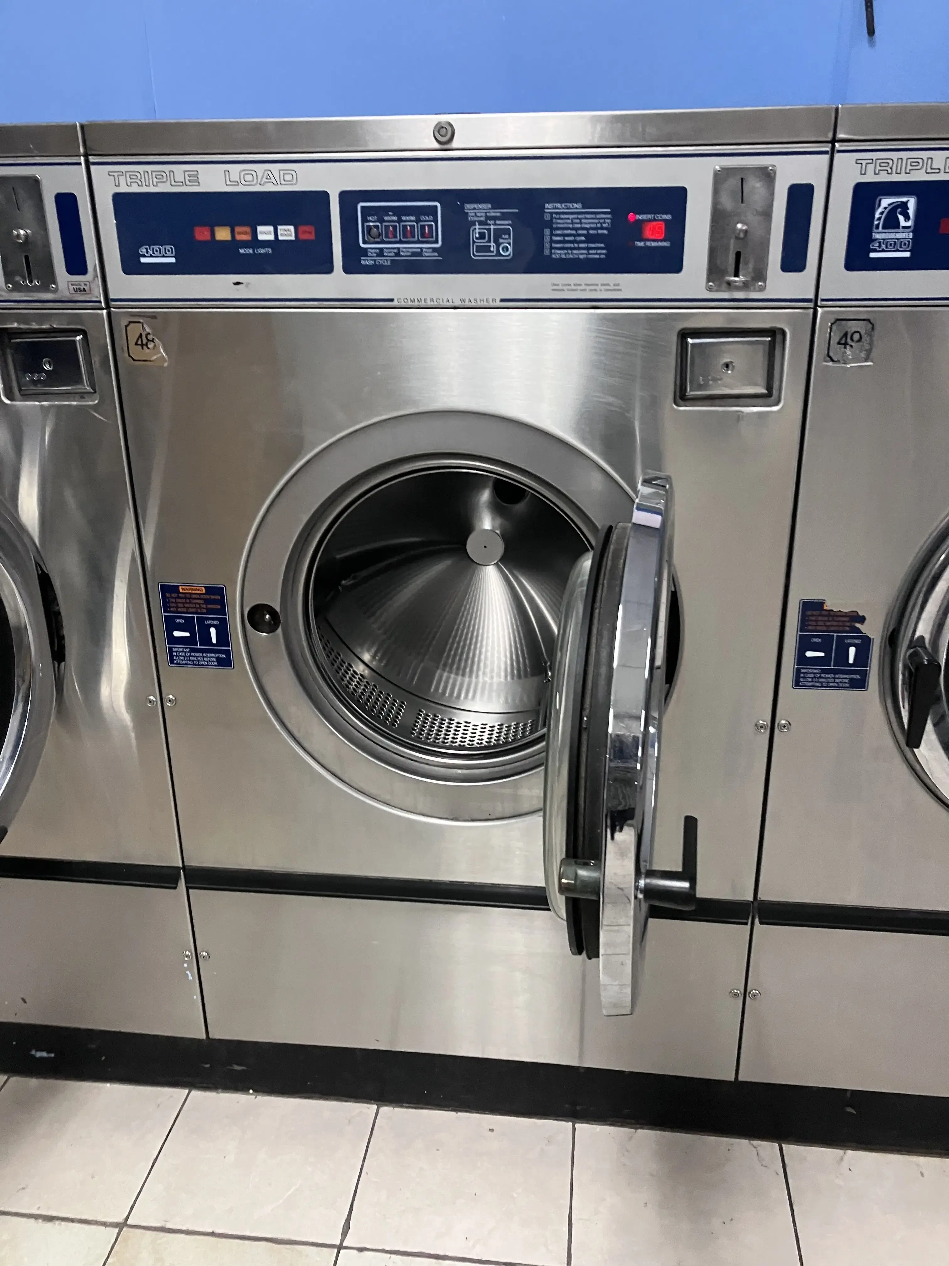 Monrovia Coin Laundry - Image 20
