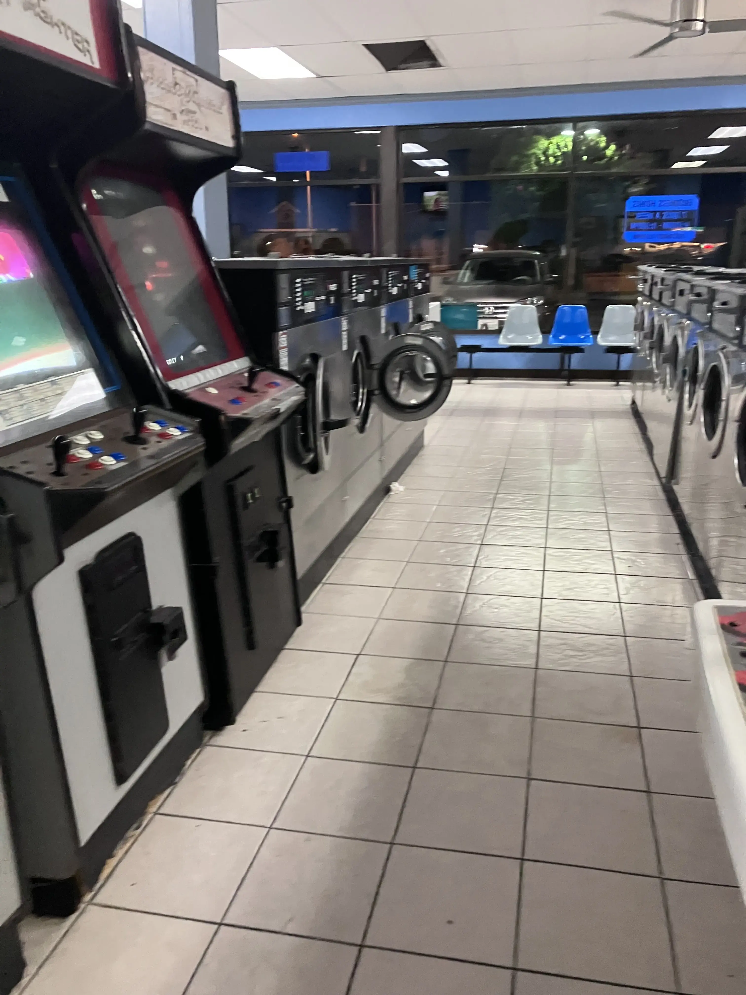 Monrovia Coin Laundry thumbnail 18