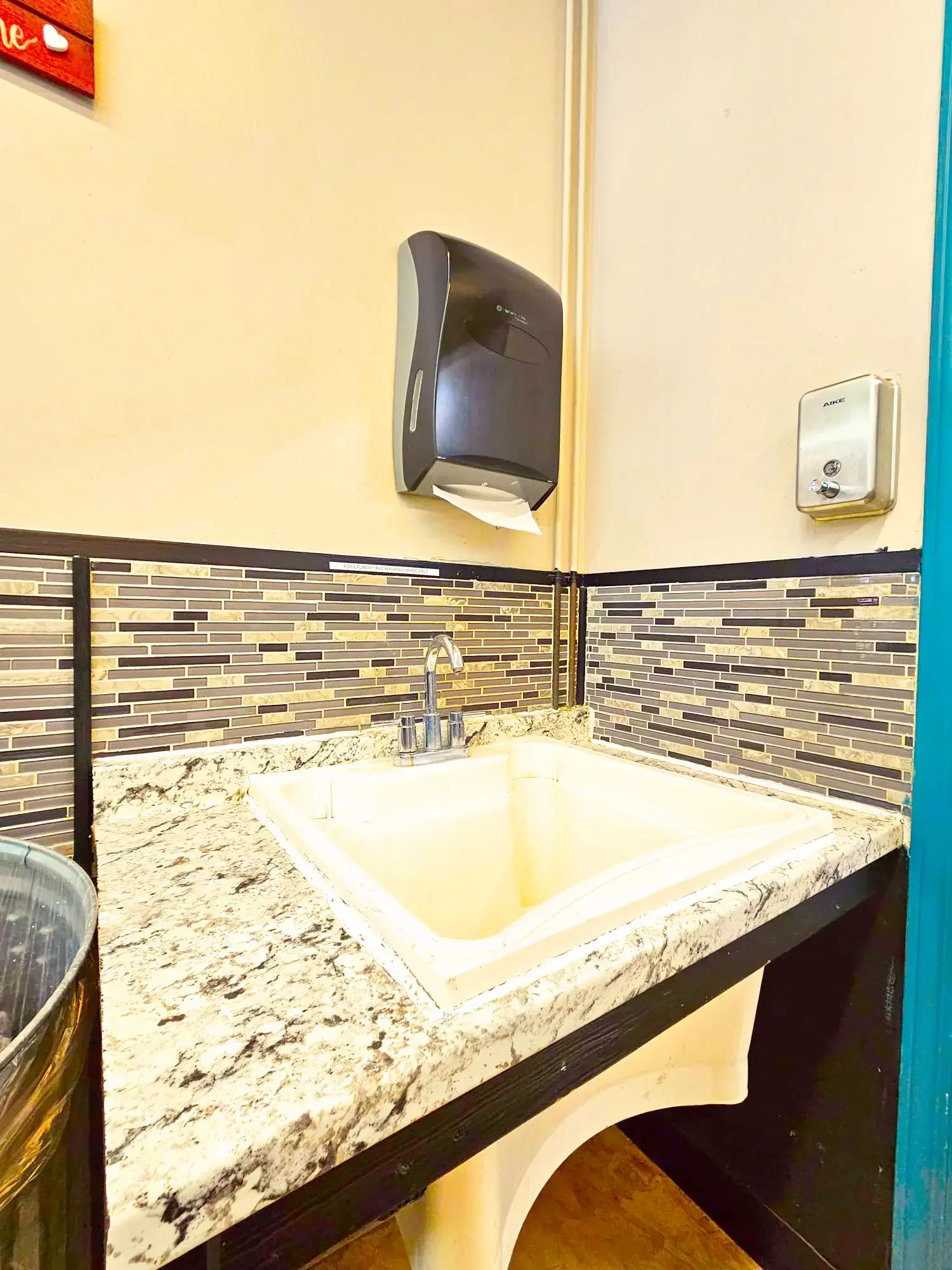 Montecito Super Wash thumbnail 11
