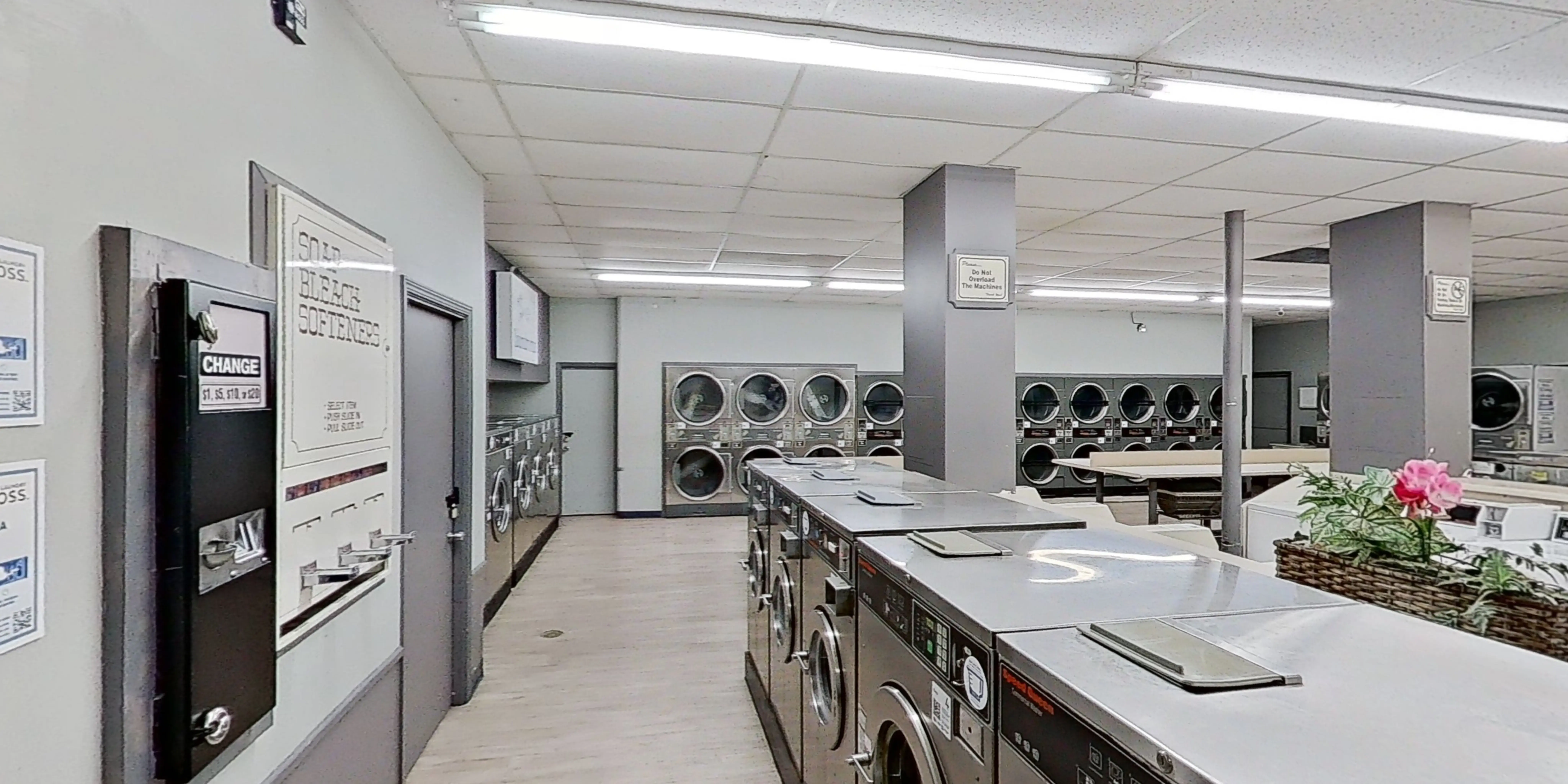 Monterey Bay Laundry Co. thumbnail 12