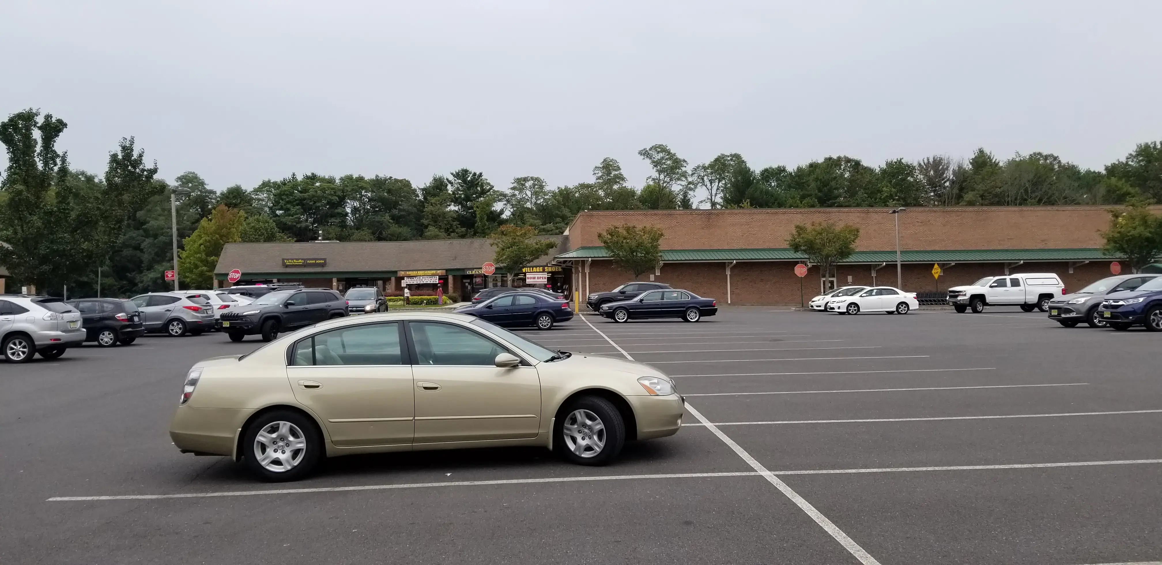 Montgomery Cleaners & Tailor location