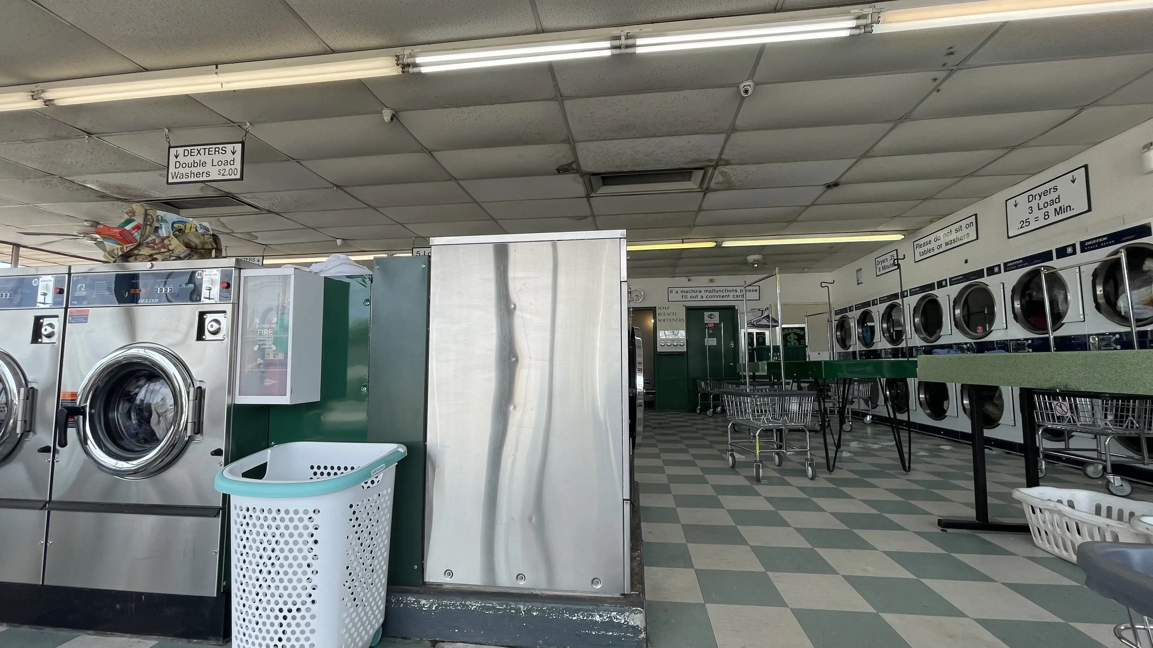 Moore Laundry thumbnail 3