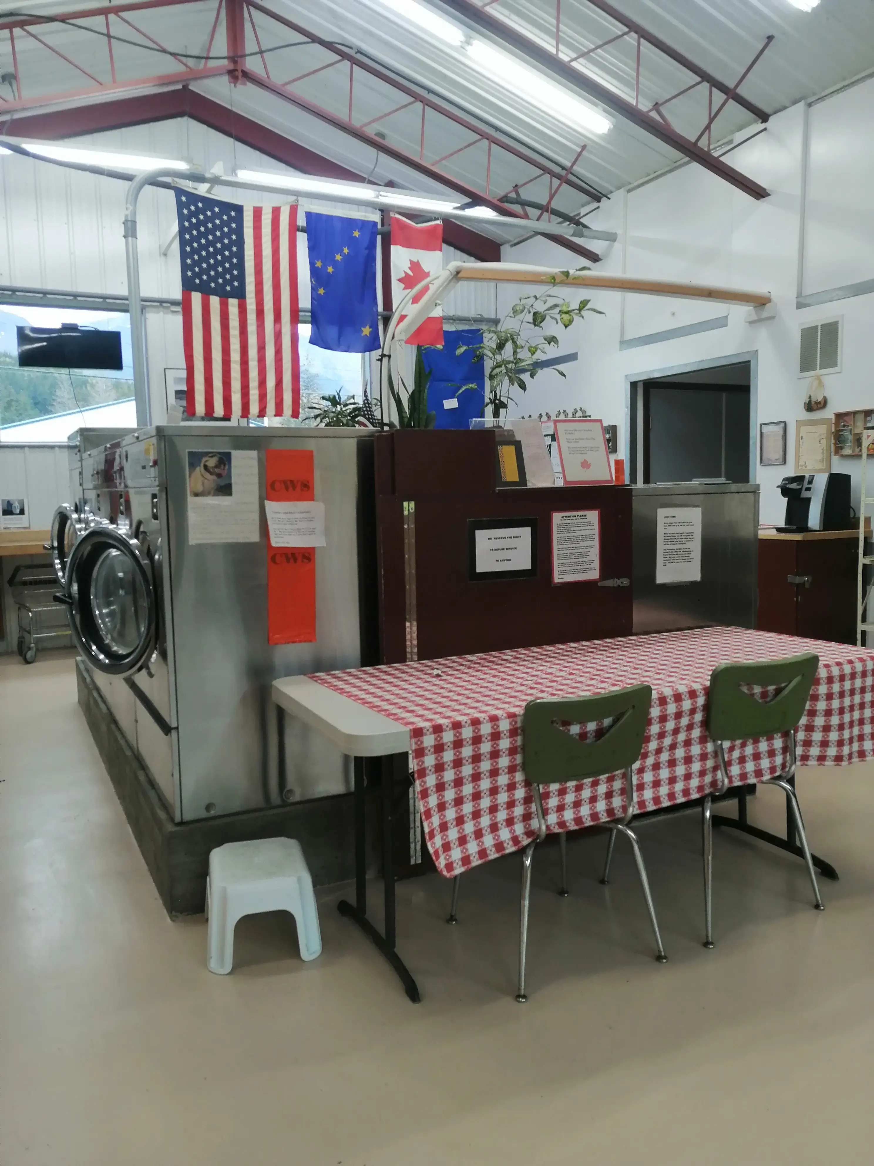 Moose Horn Cafe & Laundromat - Image 3