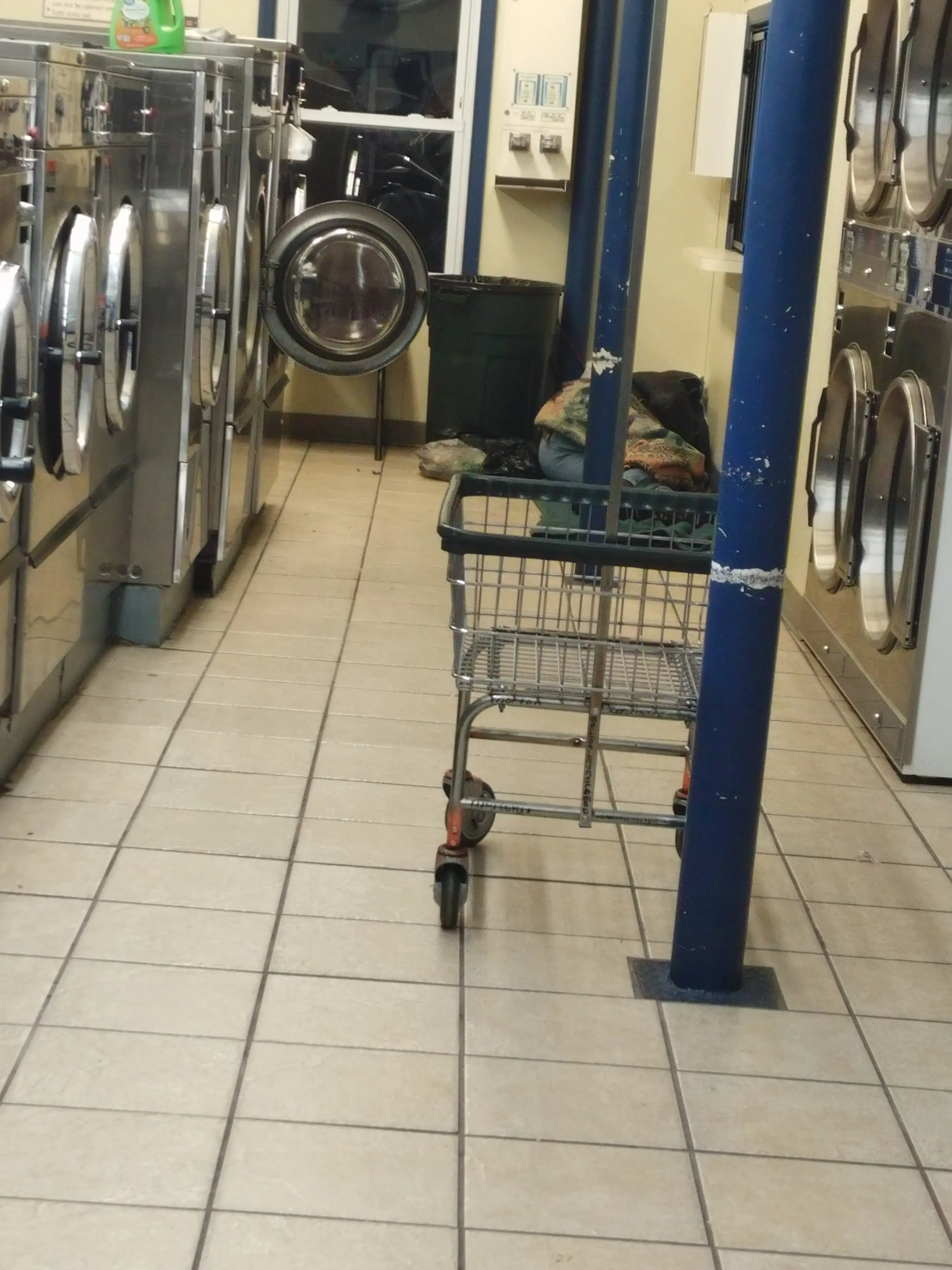 Morton Laundromat thumbnail 2