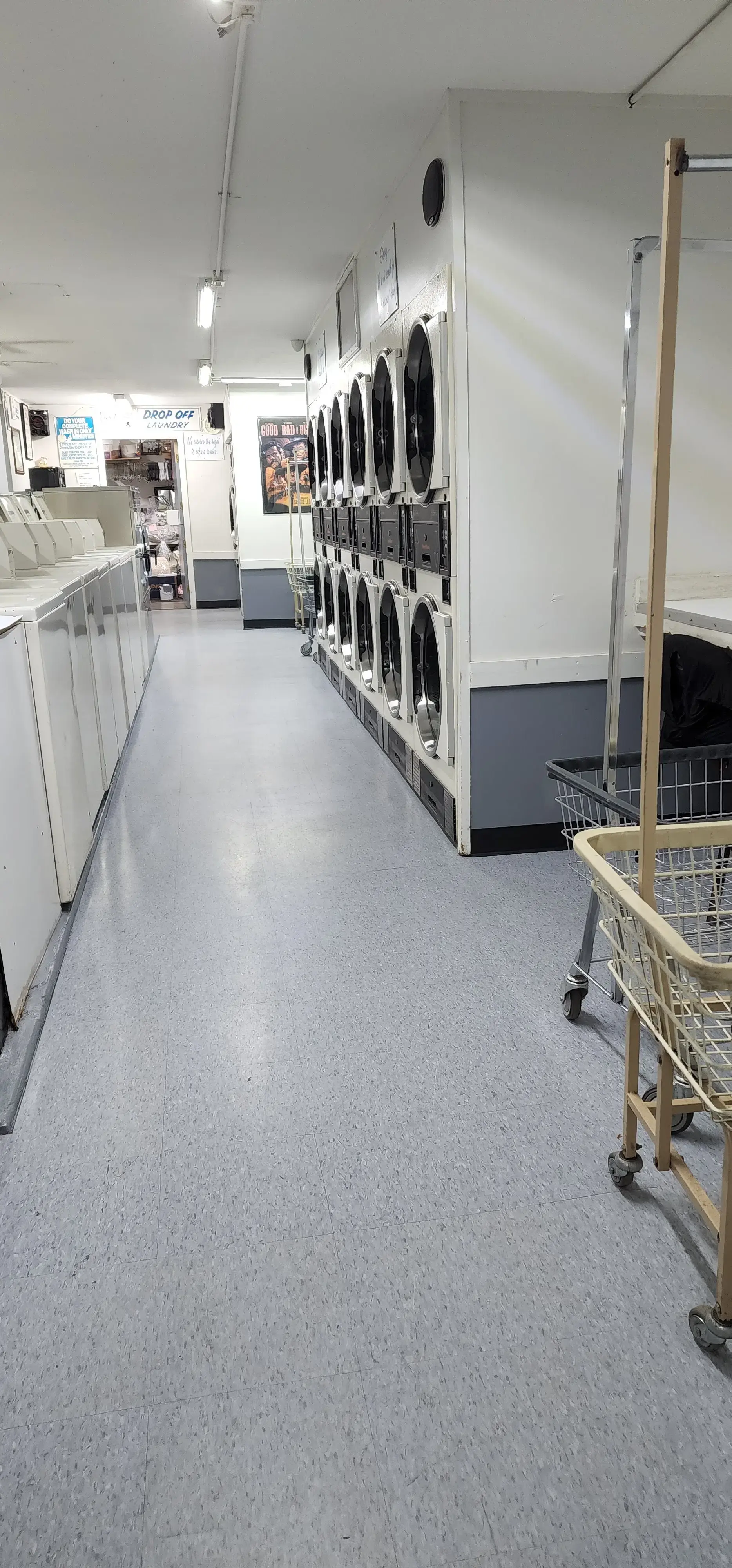 Motherlode Laundromat - Image 2