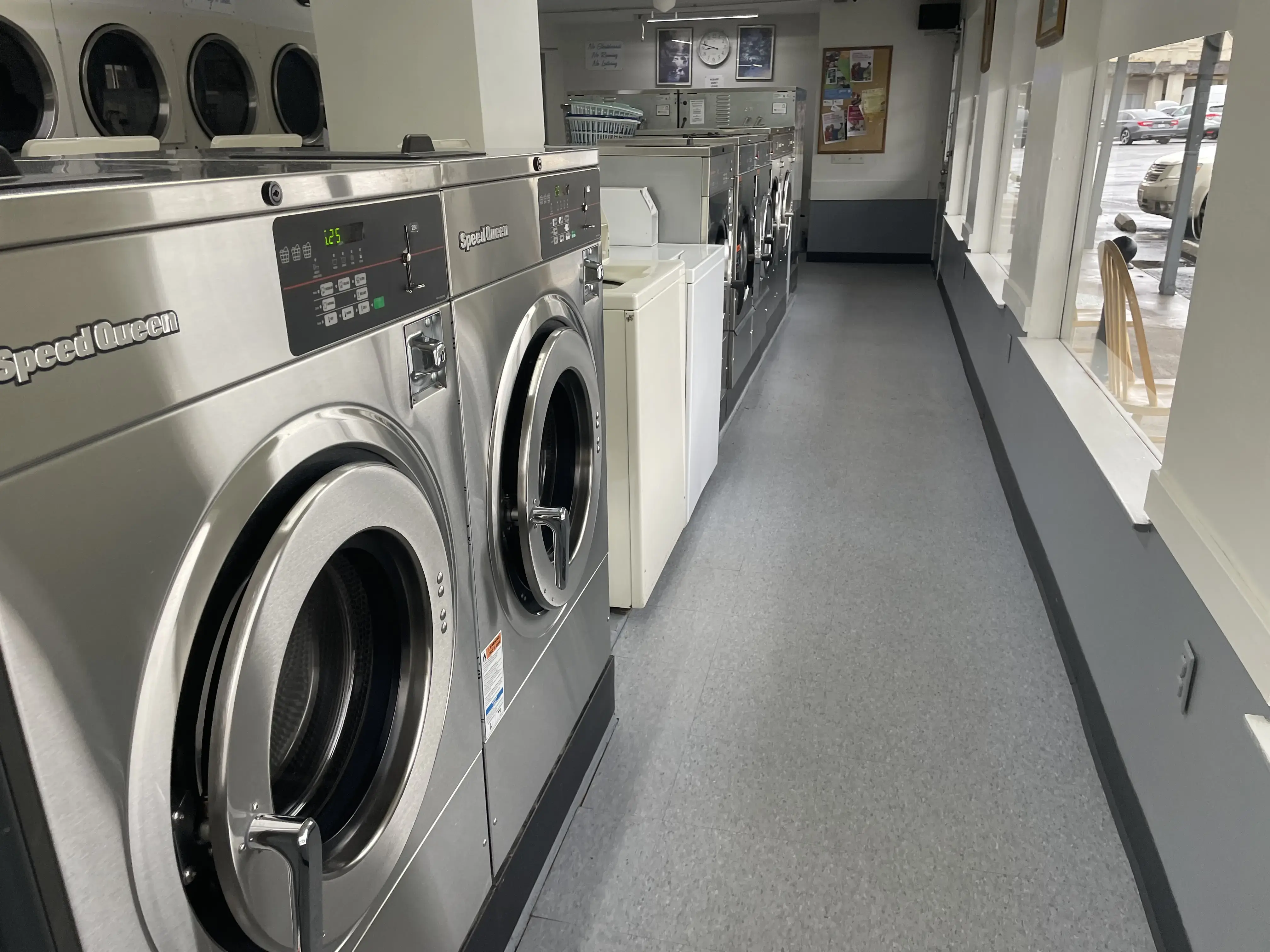 Motherlode Laundromat thumbnail 3