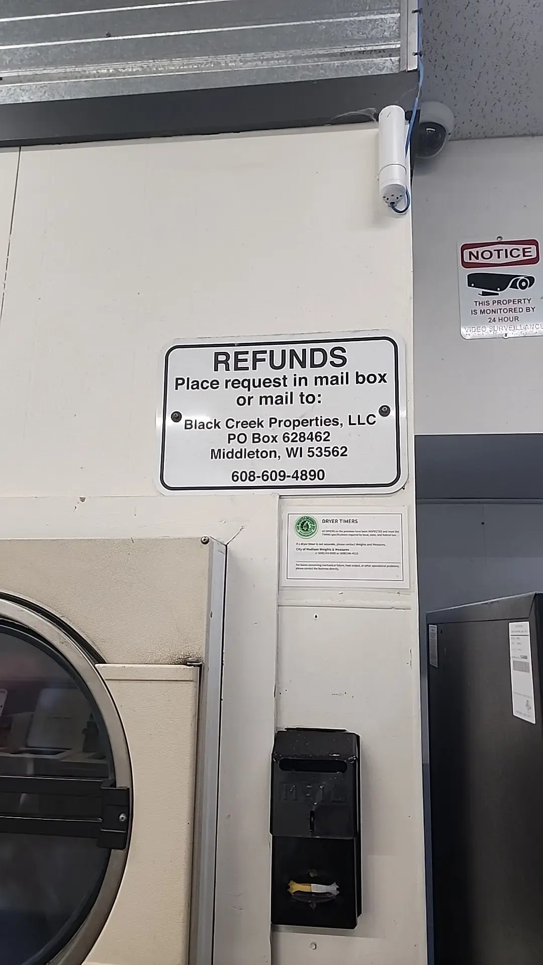 Mound Street Laundromat - Image 10