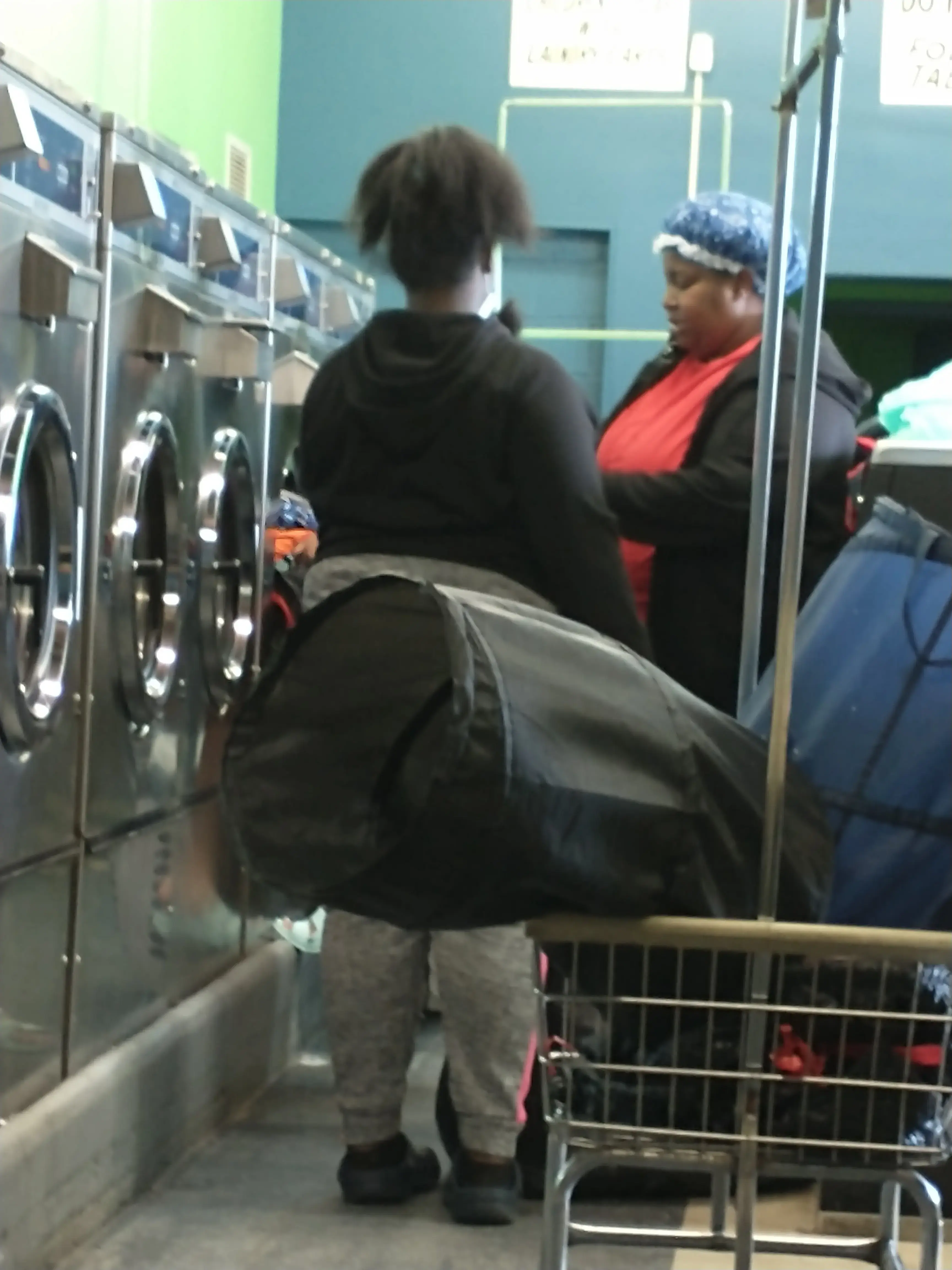 Mount Pocono Laundromat - Image 16