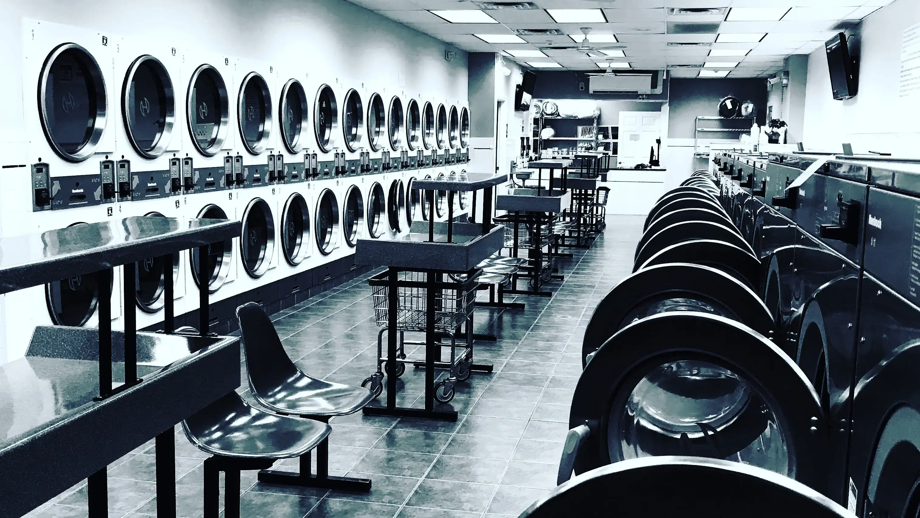 Mountain Ave Laundromat thumbnail 14