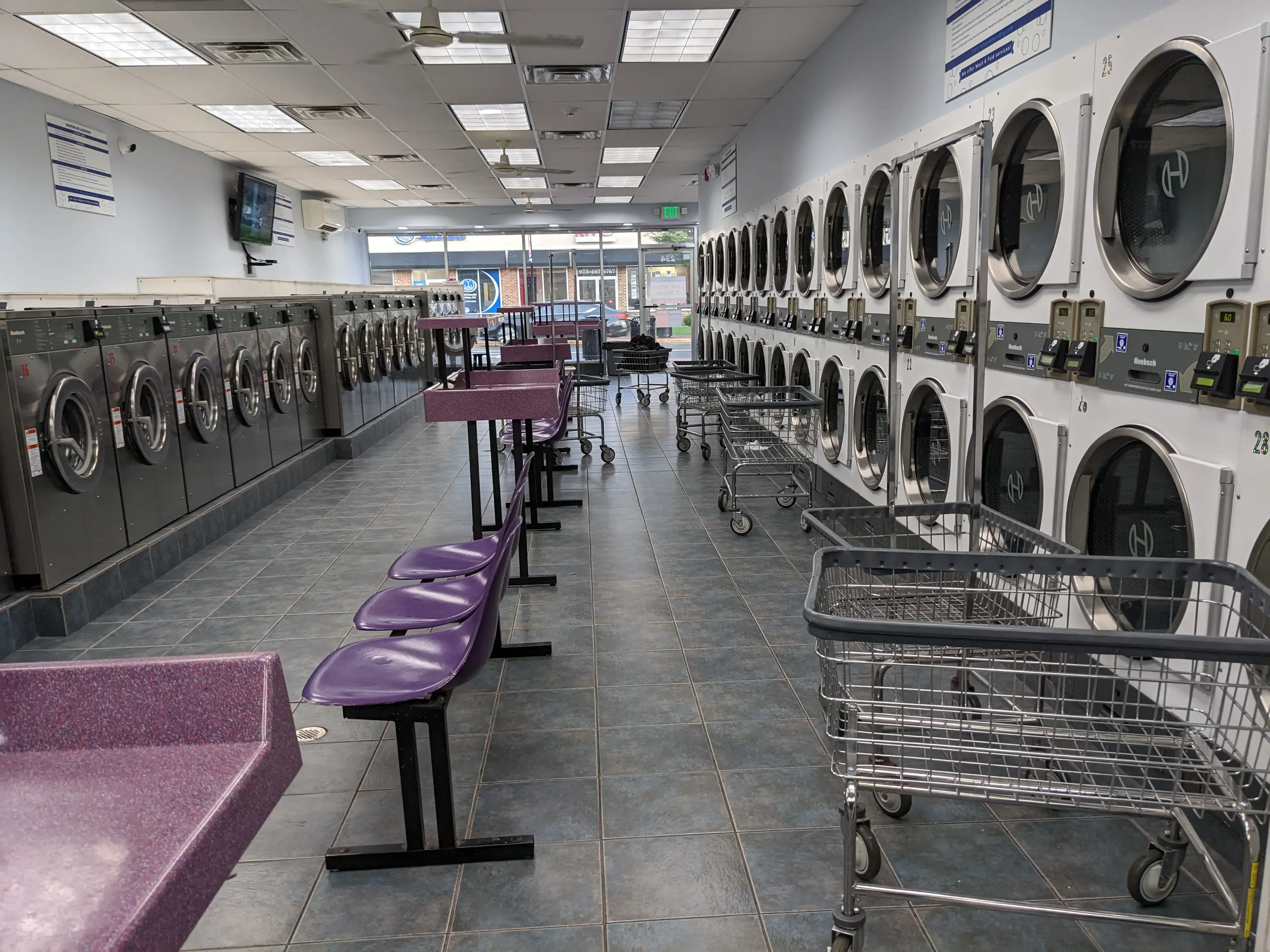 Mountain Ave Laundromat location