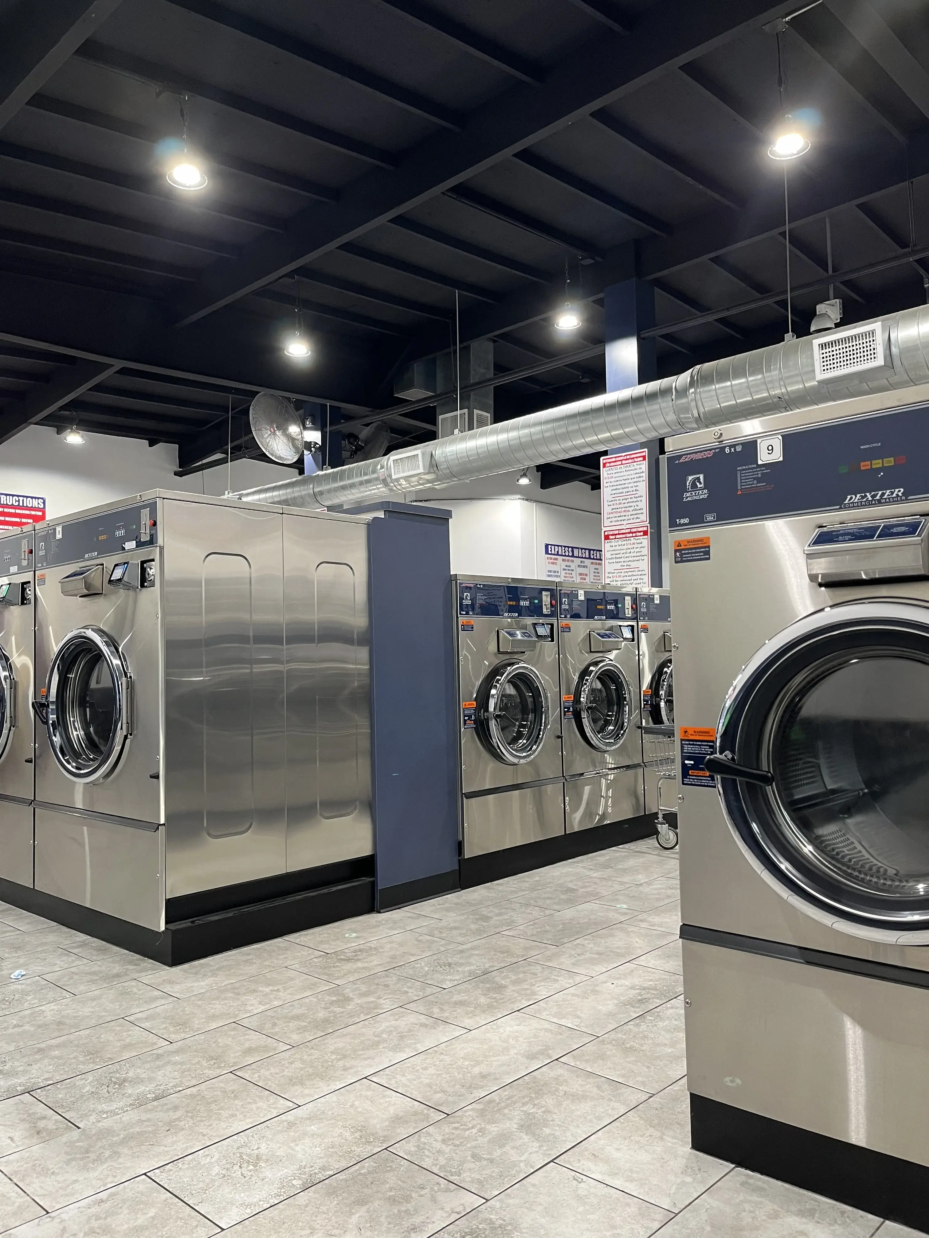 Mountain Coin Laundry/ Lavanderia location