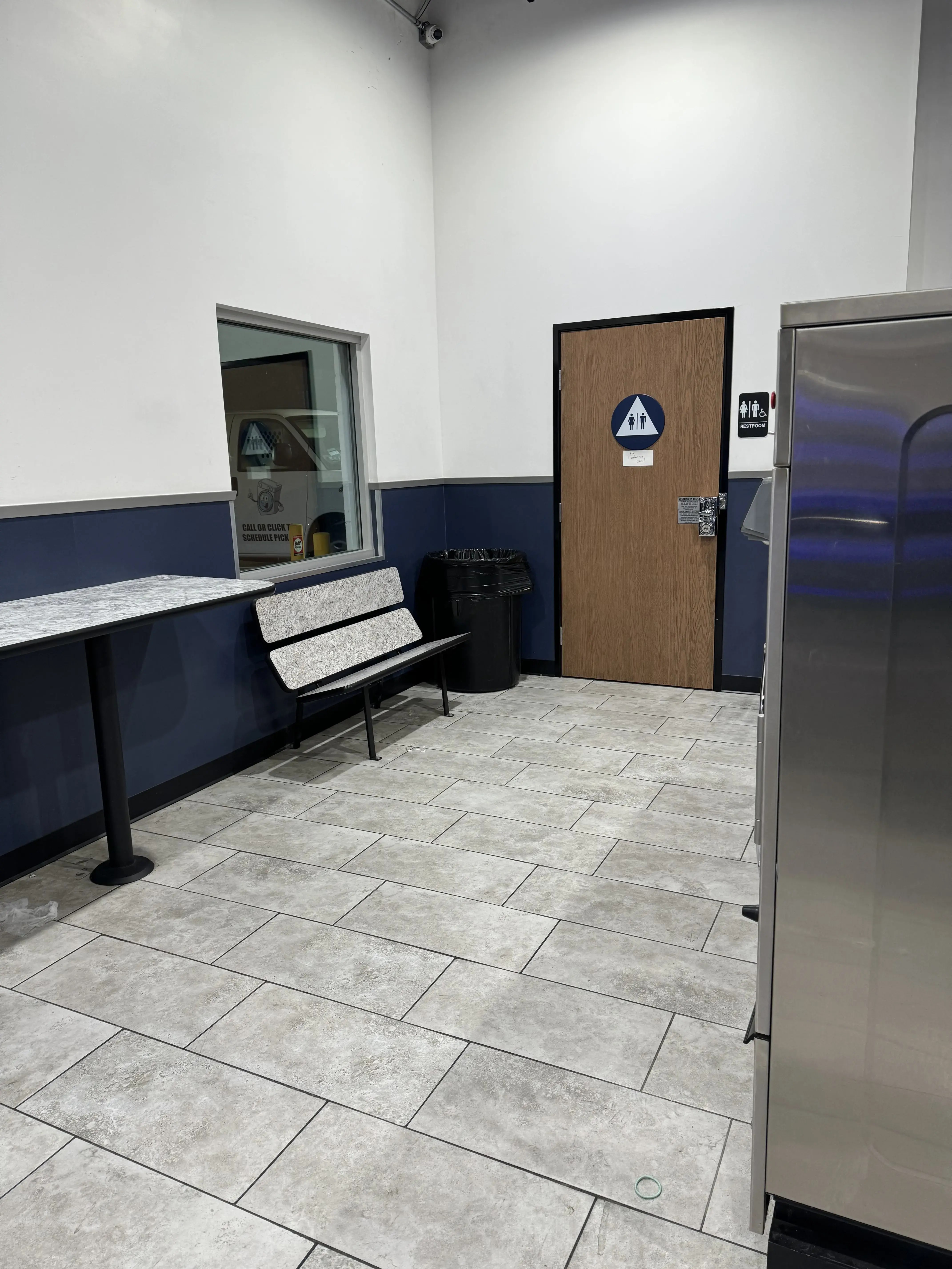 Mountain Coin Laundry/ Lavanderia thumbnail 19