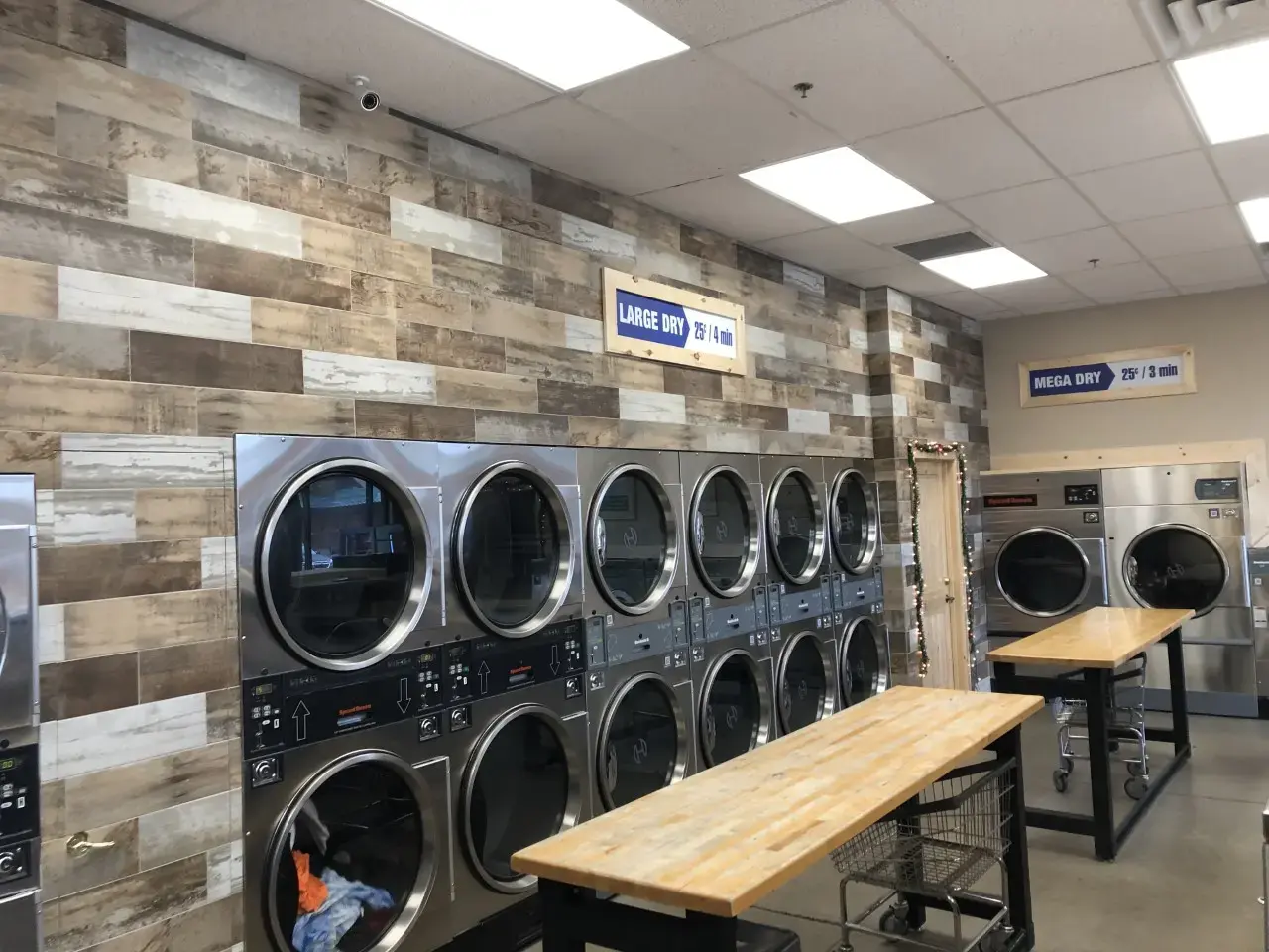 Mountain Fresh at Ski Run Laundry thumbnail 9