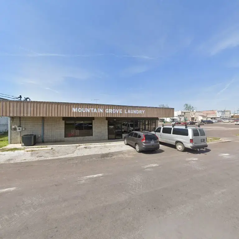 Mountain Grove Laundry - Image 13