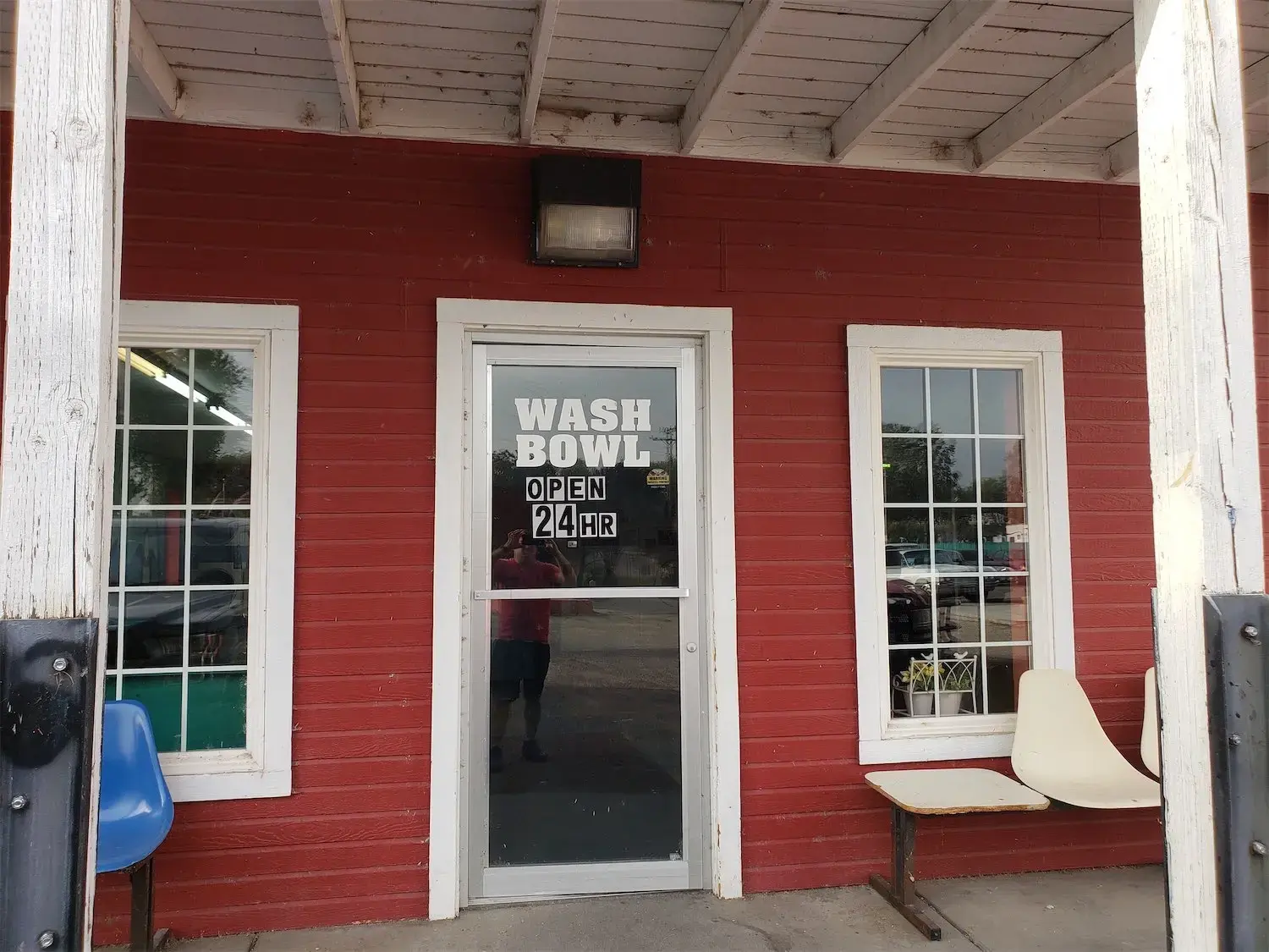 Mountain Home Laundromat - Image 3