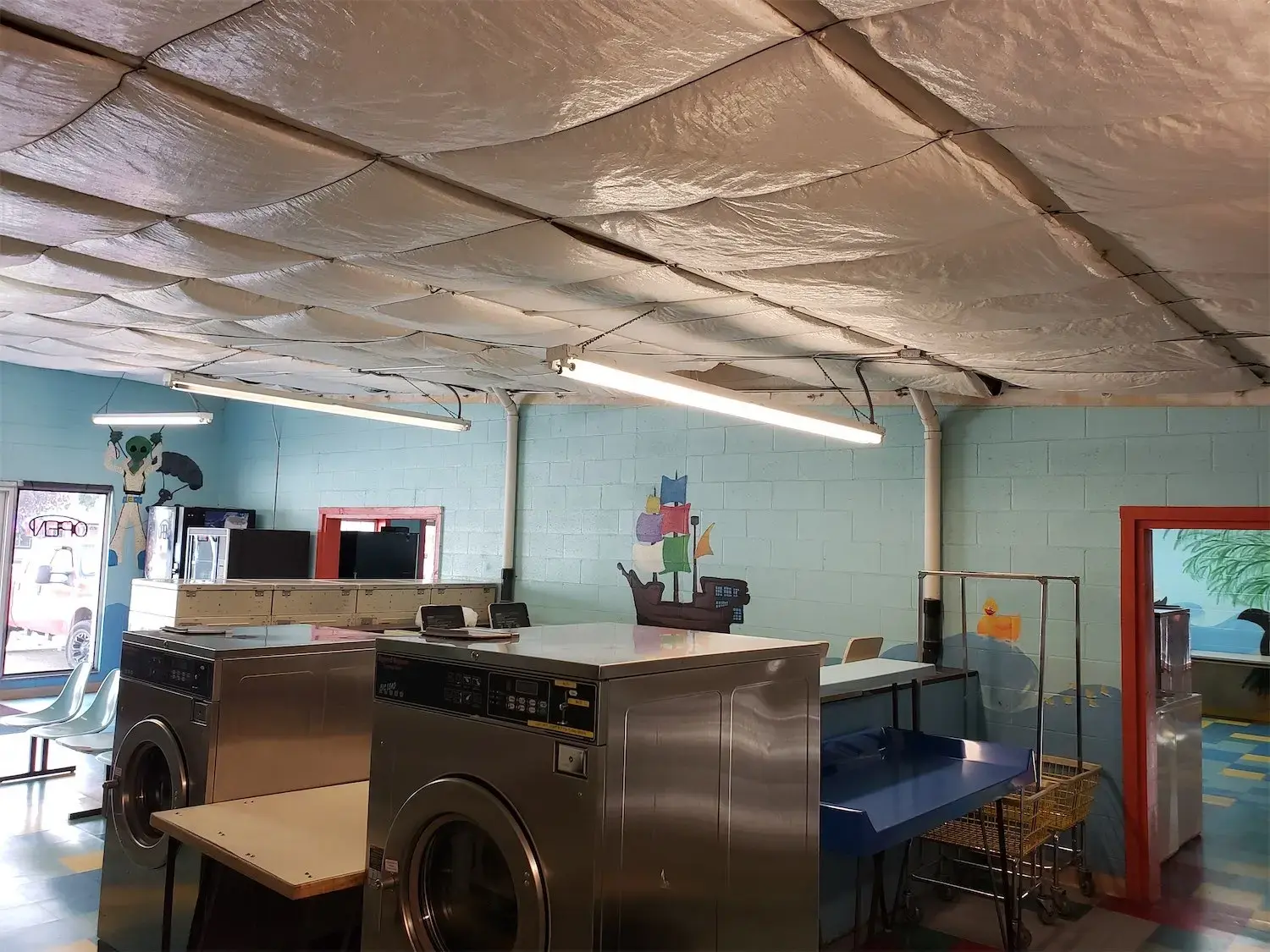 Mountain Home Laundromat - Image 7