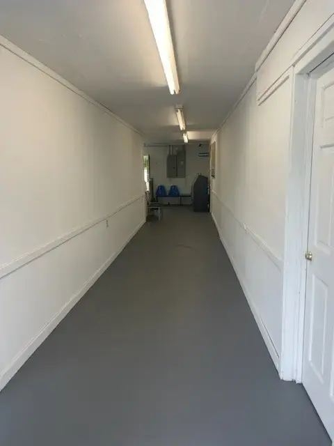 Mountain View Laundromat thumbnail 8