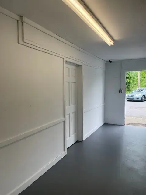 Mountain View Laundromat - Image 7